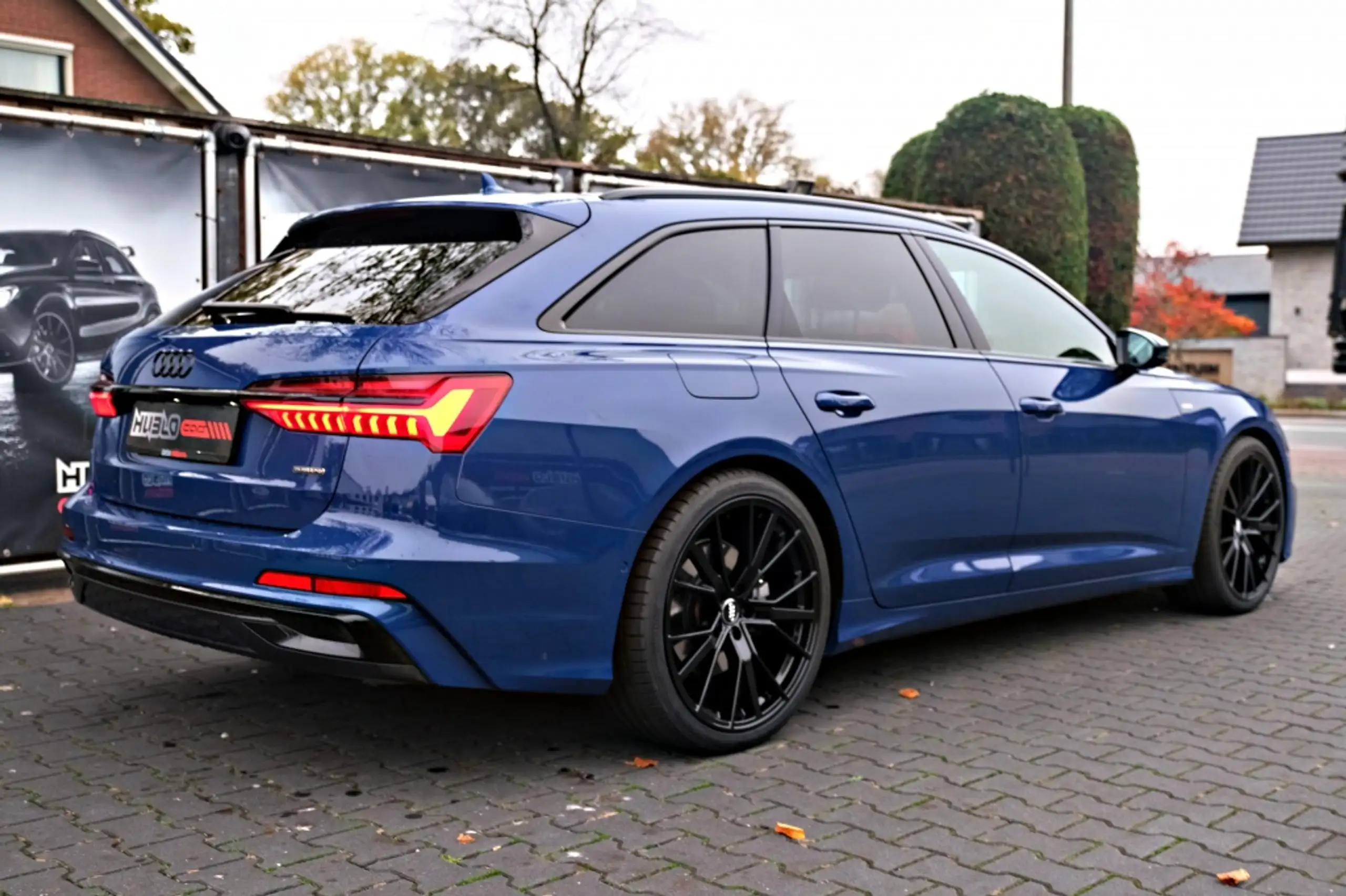 Audi - A6