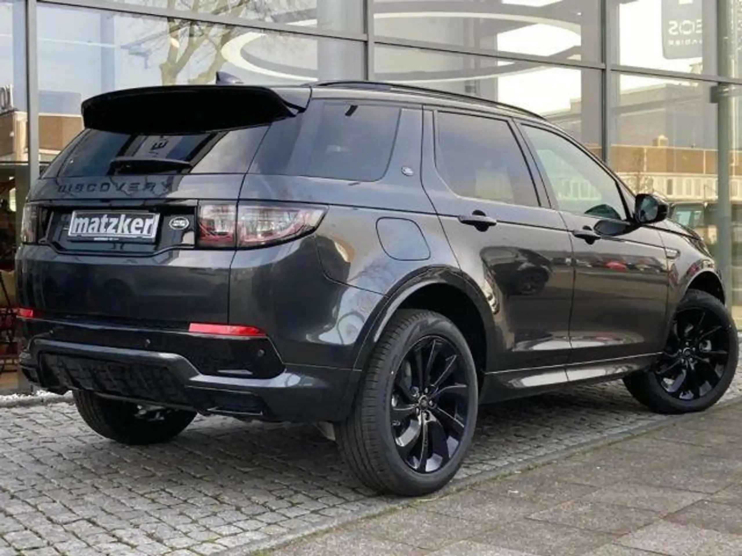 Land Rover - Discovery Sport