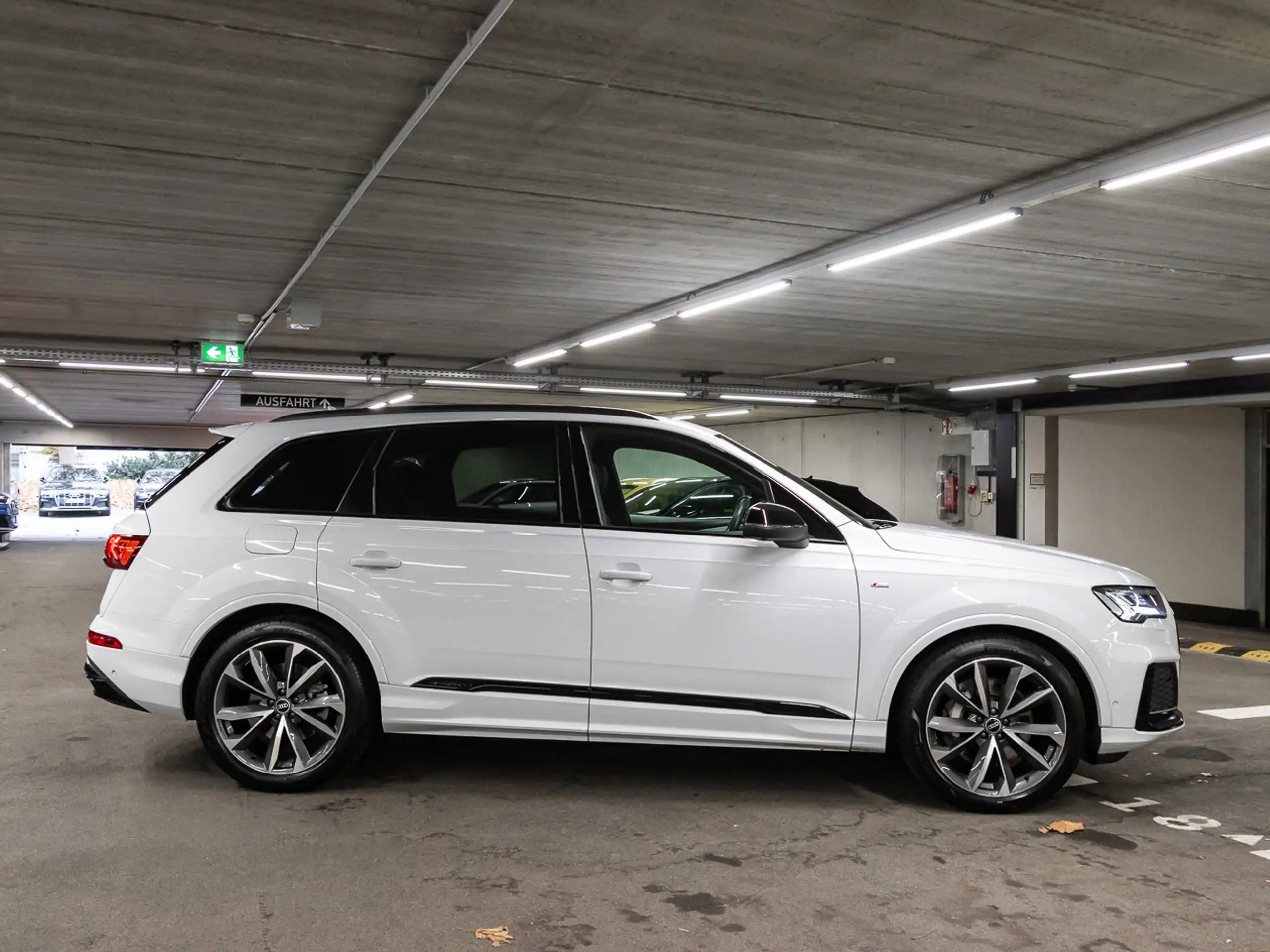 Audi - Q7