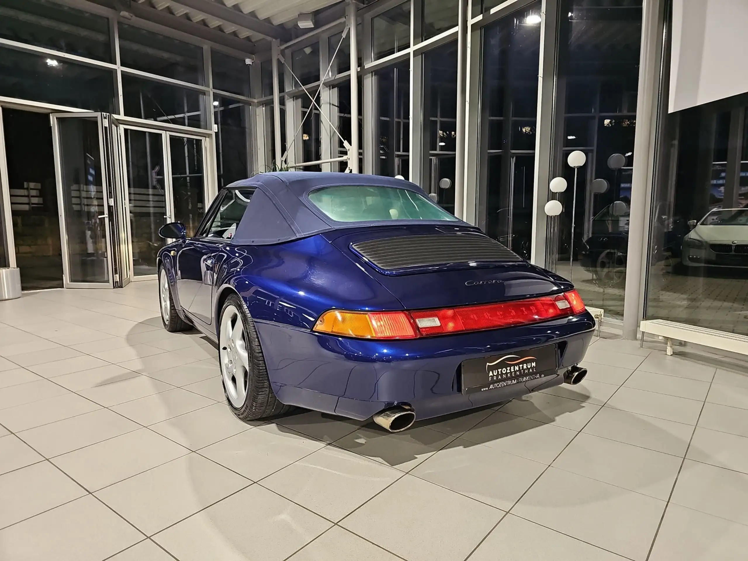 Porsche - 993