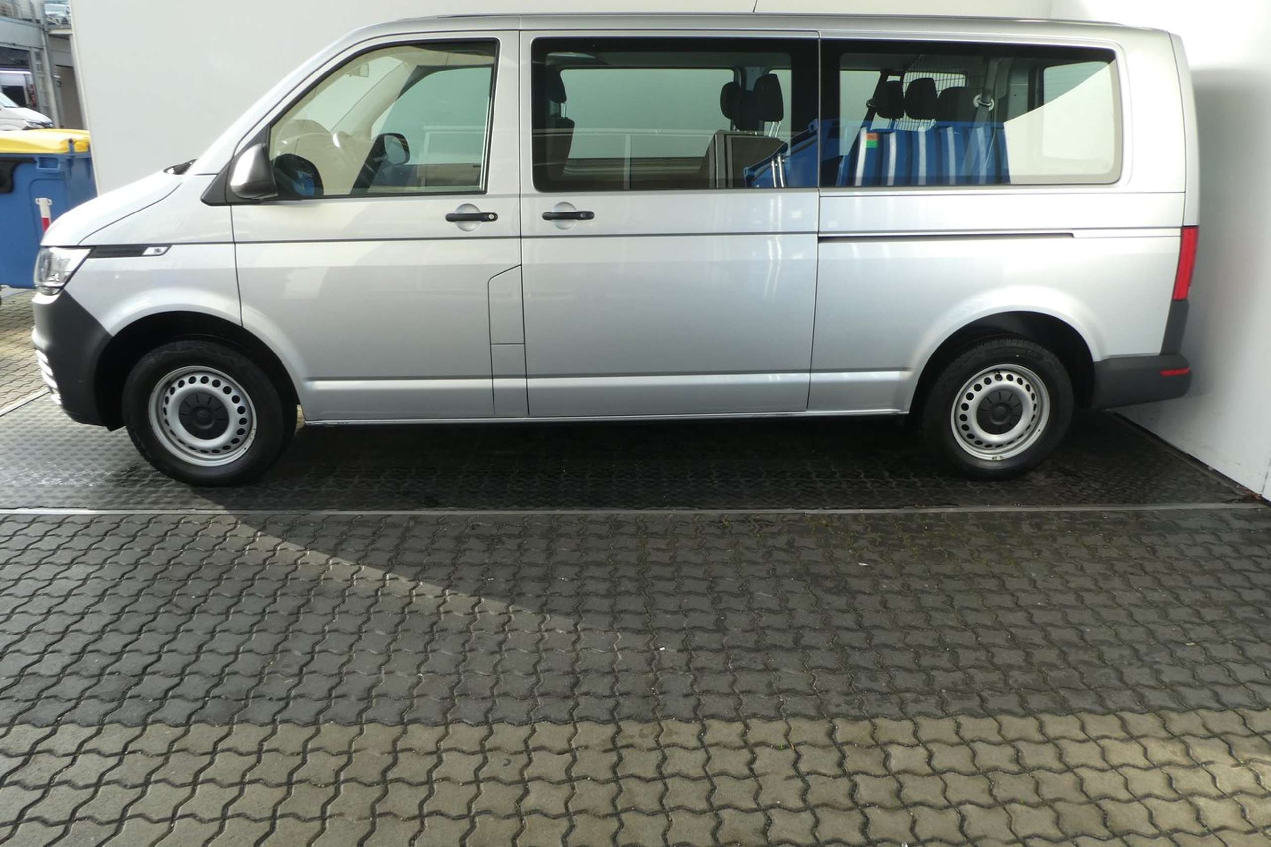 Volkswagen - T6.1 Transporter