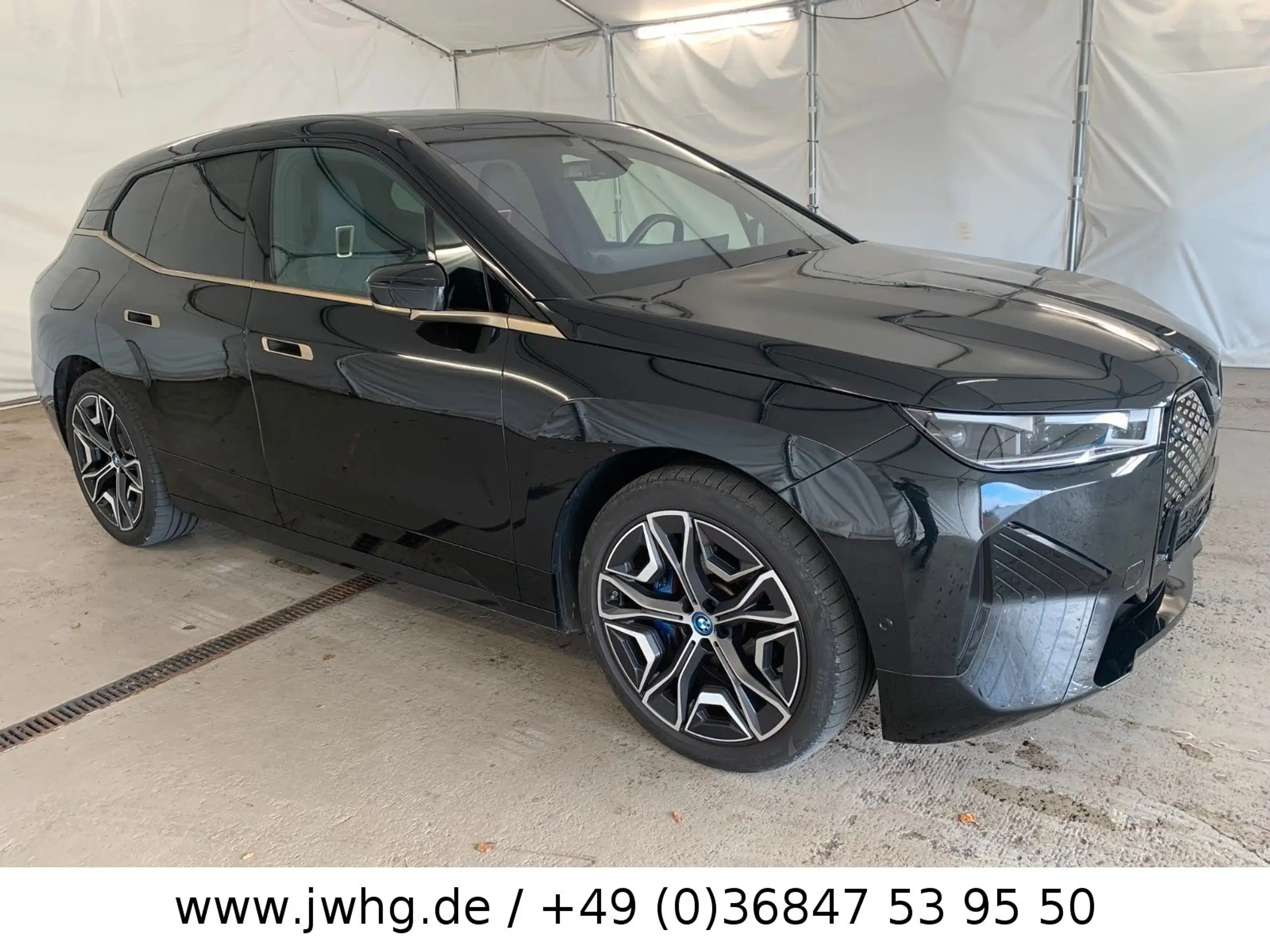 BMW - iX