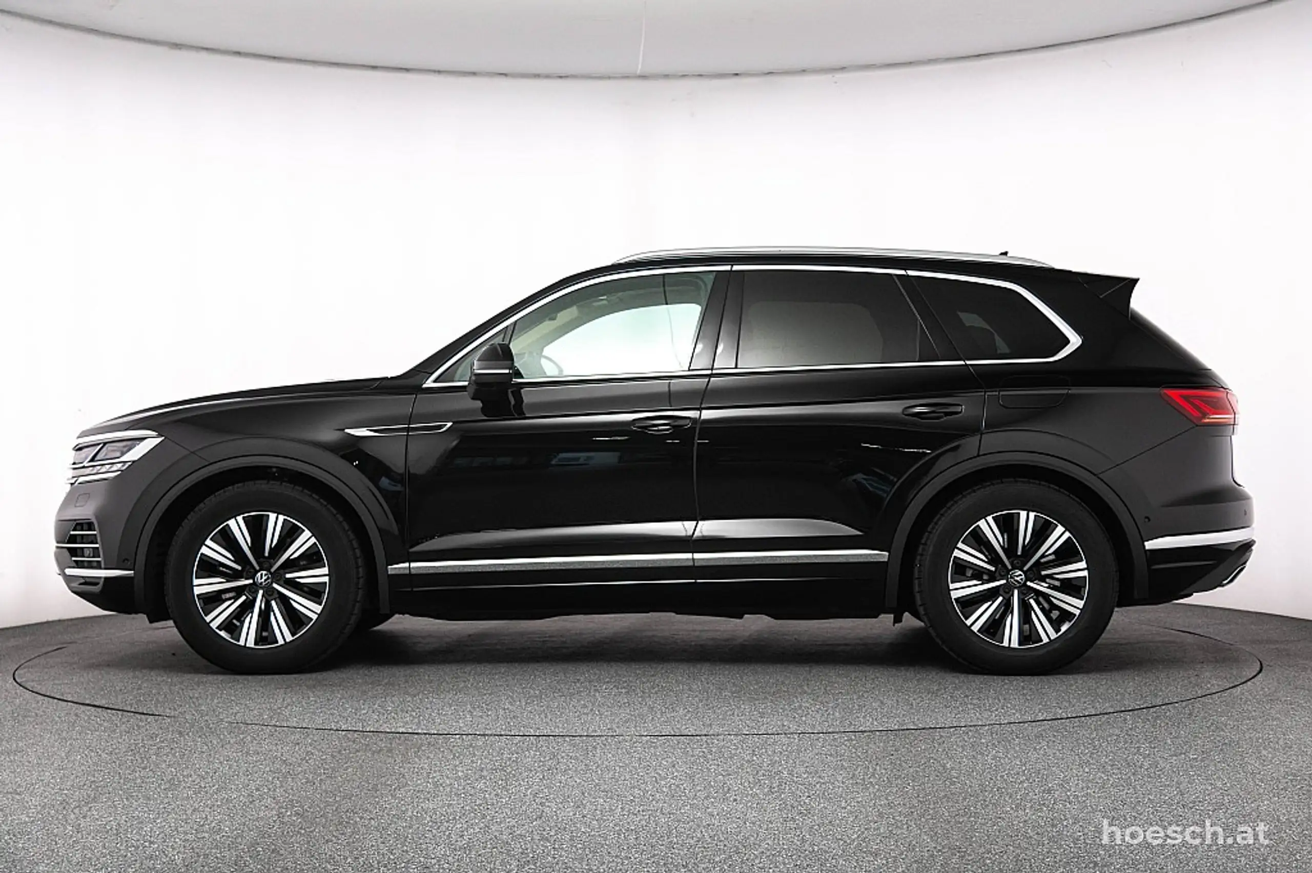 Volkswagen - Touareg