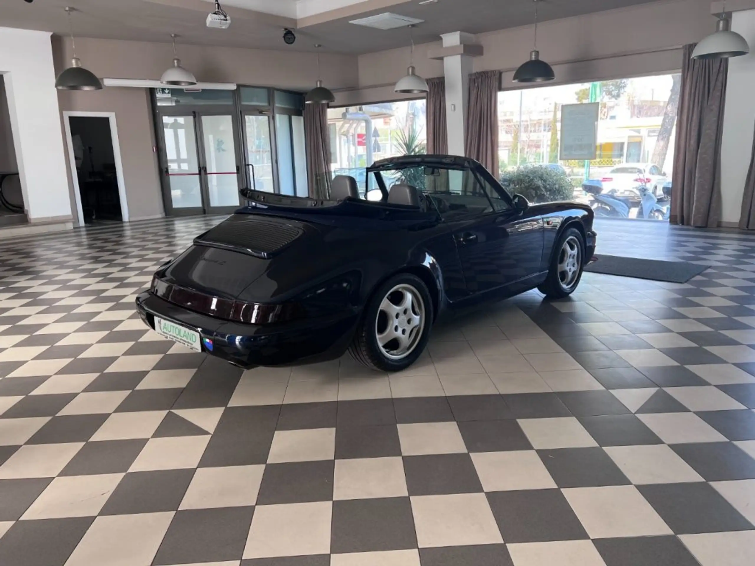 Porsche - 964