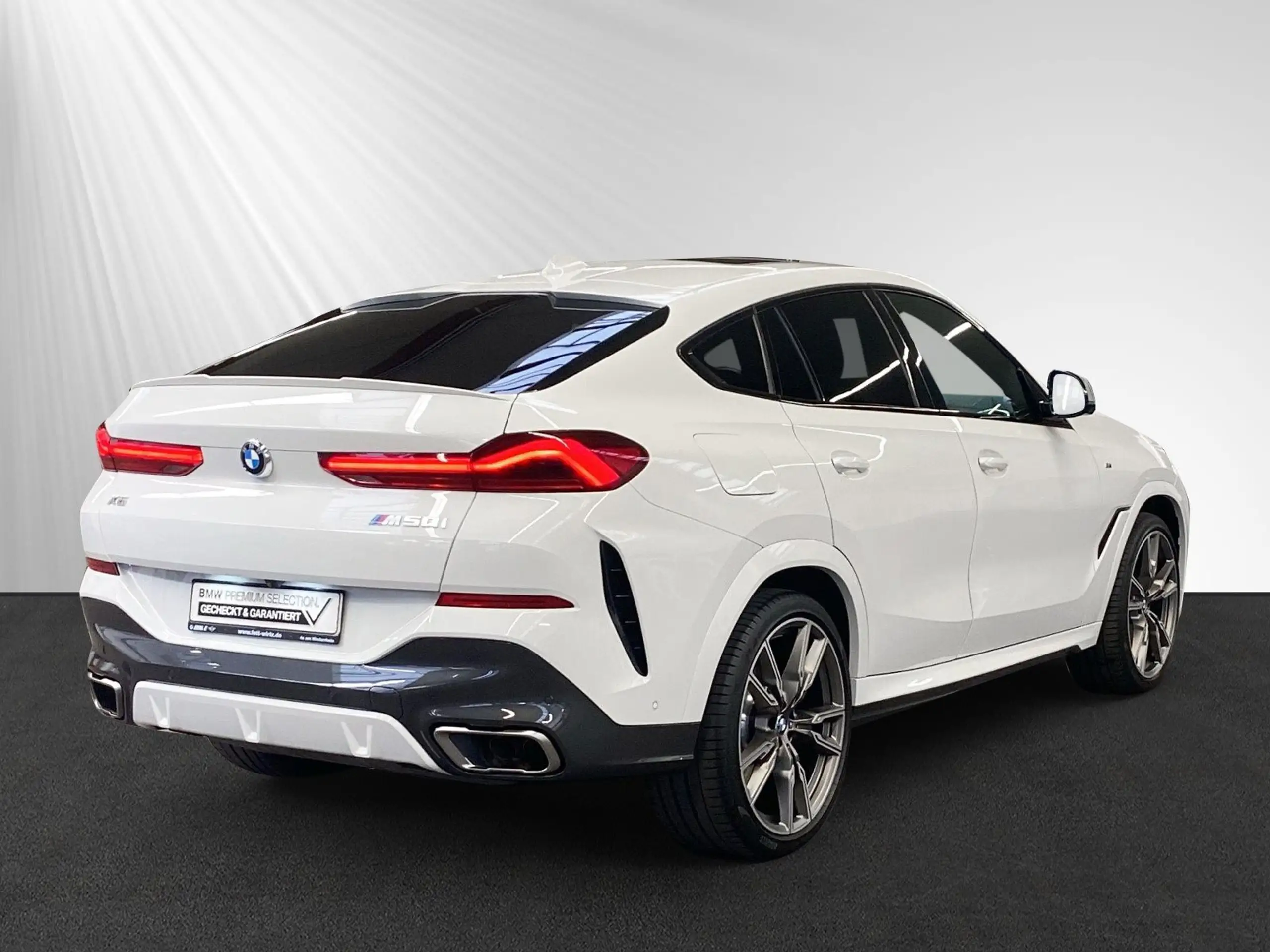 BMW - X6