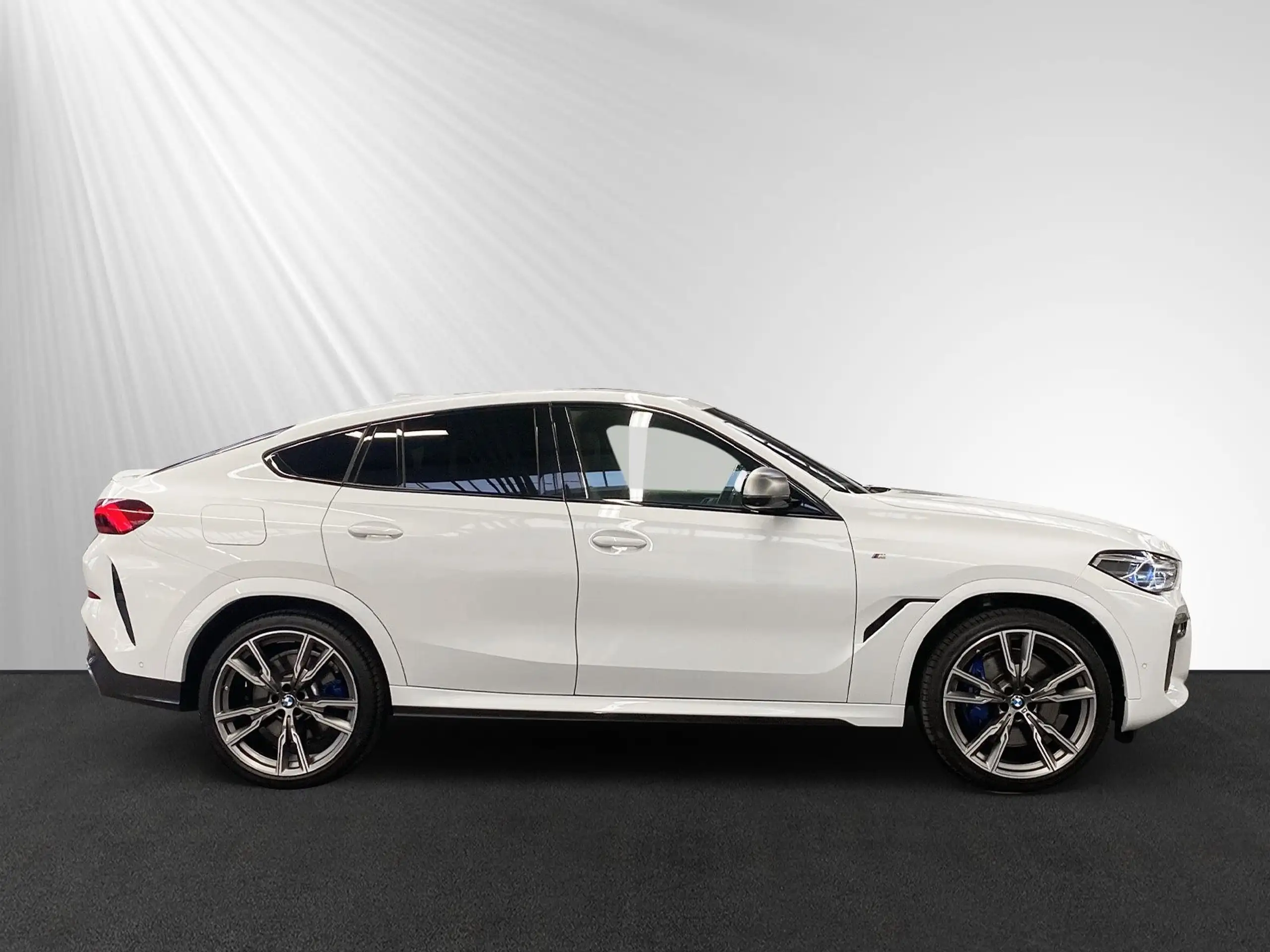 BMW - X6