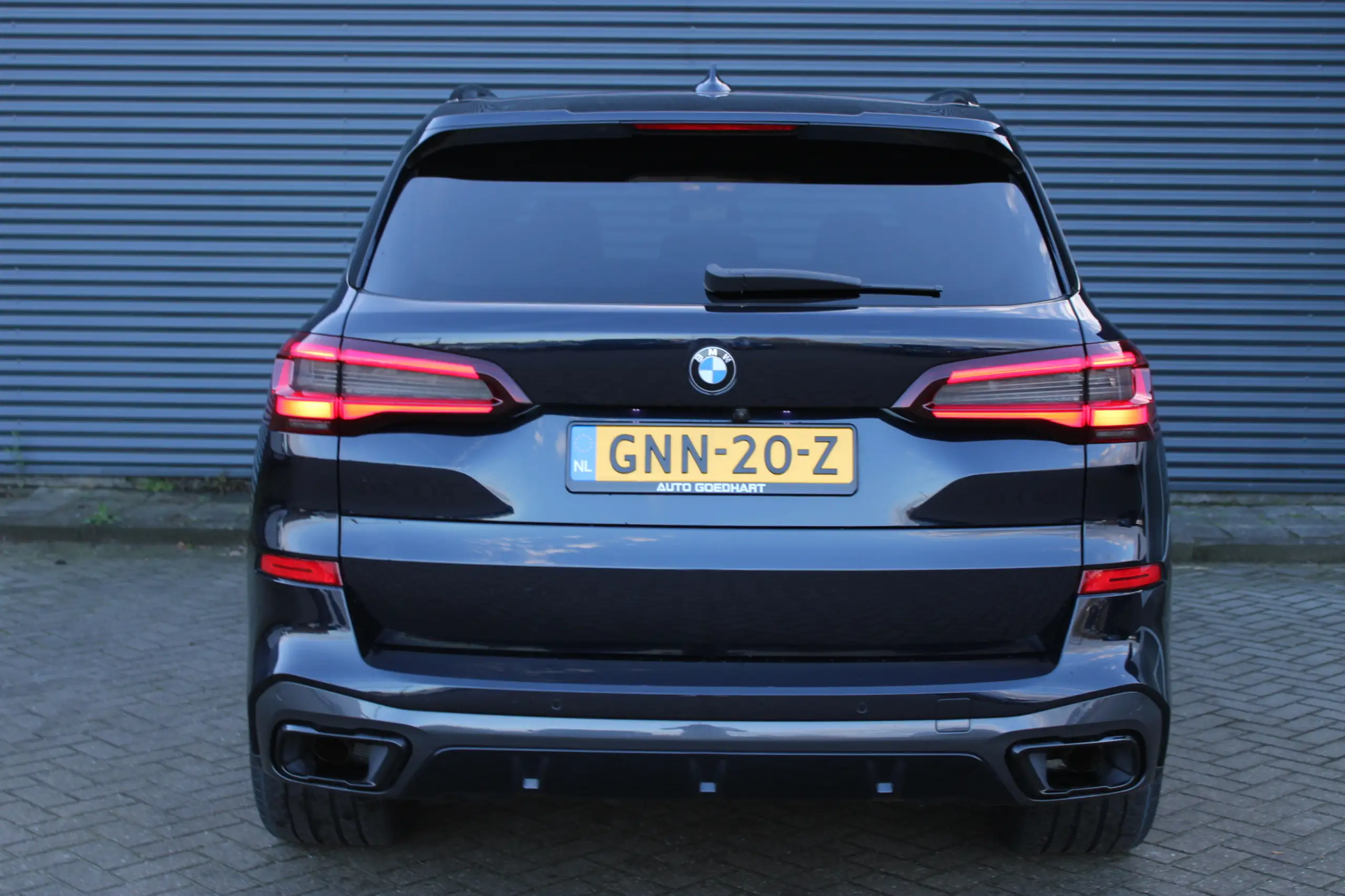 BMW - X5