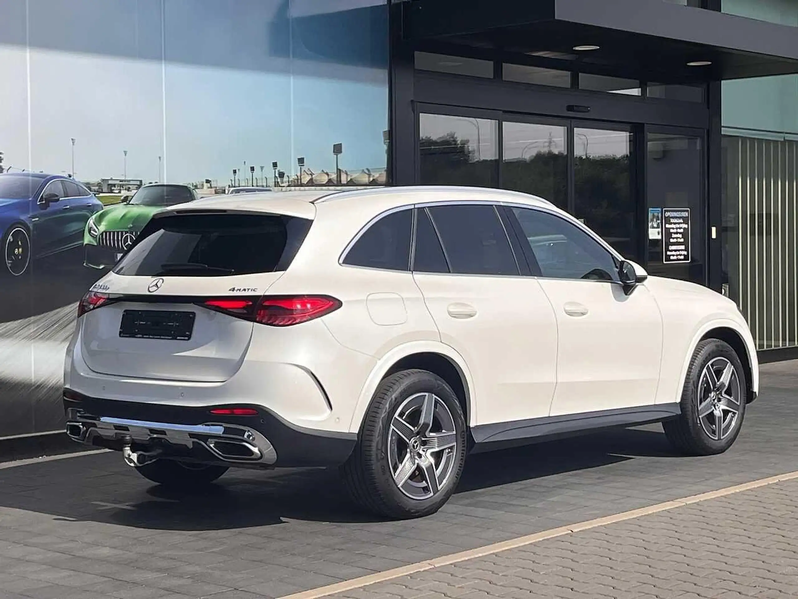 Mercedes-Benz - GLC 300