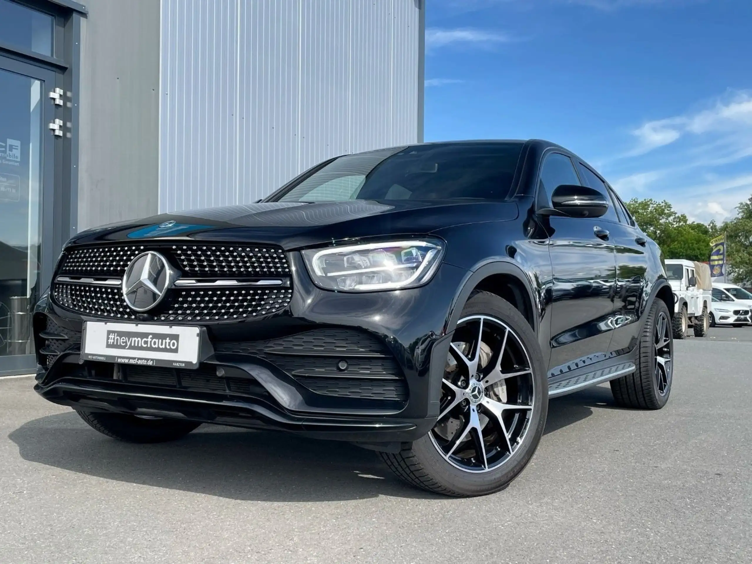 Mercedes-Benz - GLC 300