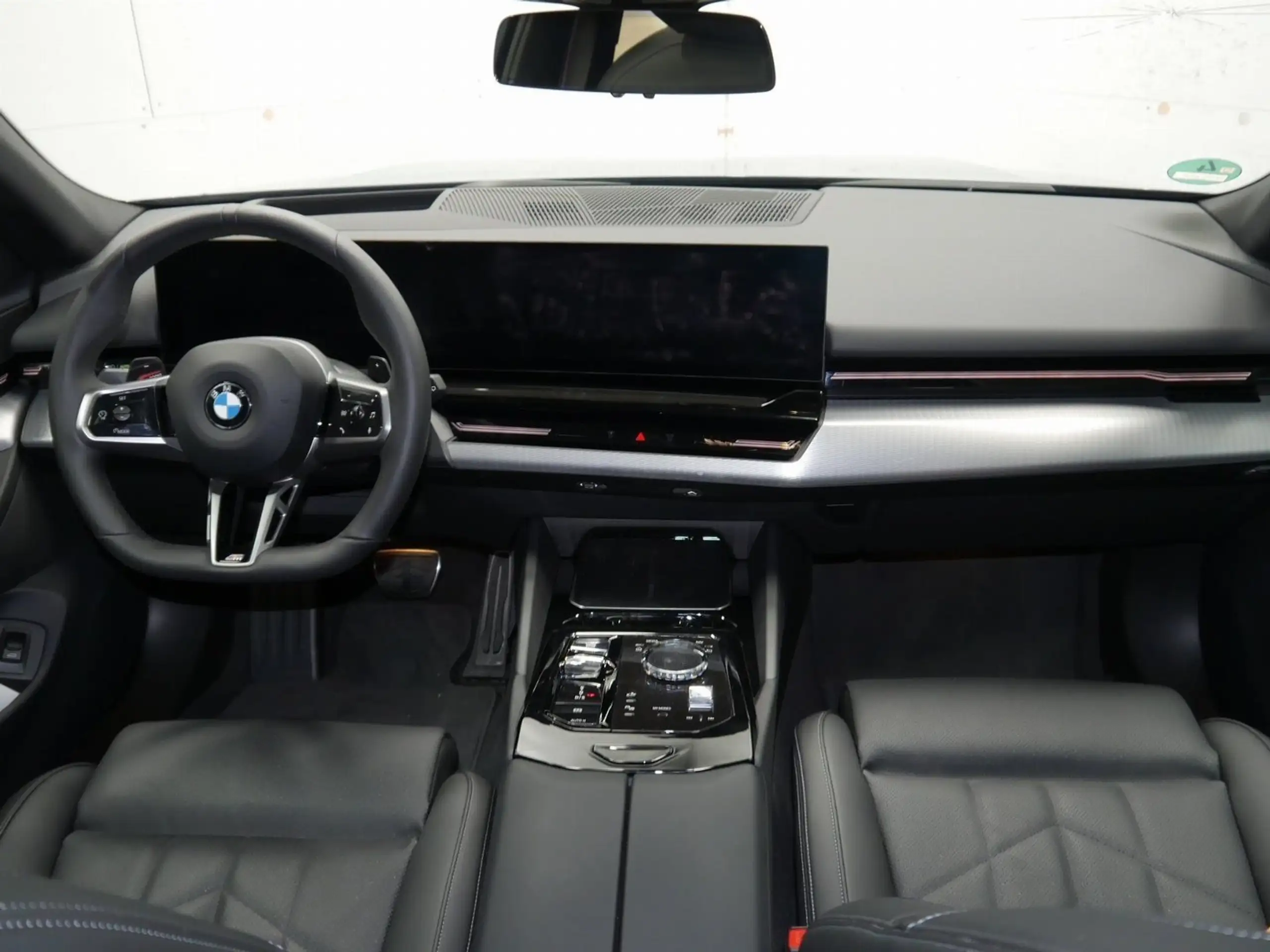 BMW - 520