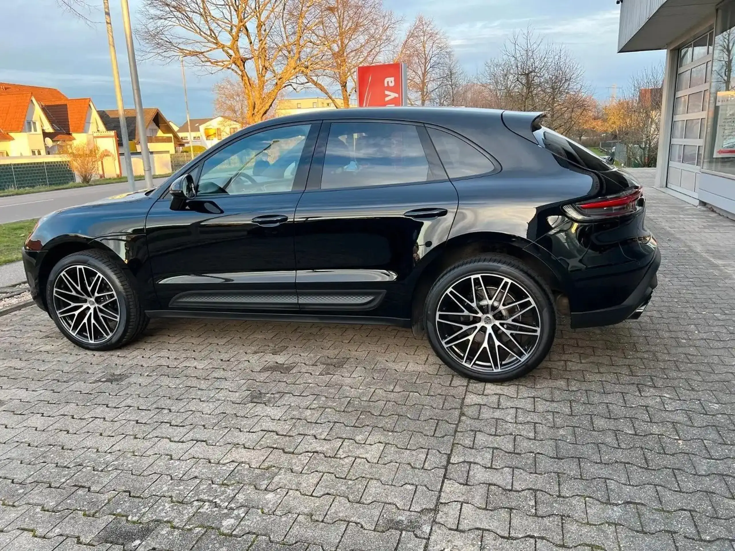 Porsche - Macan