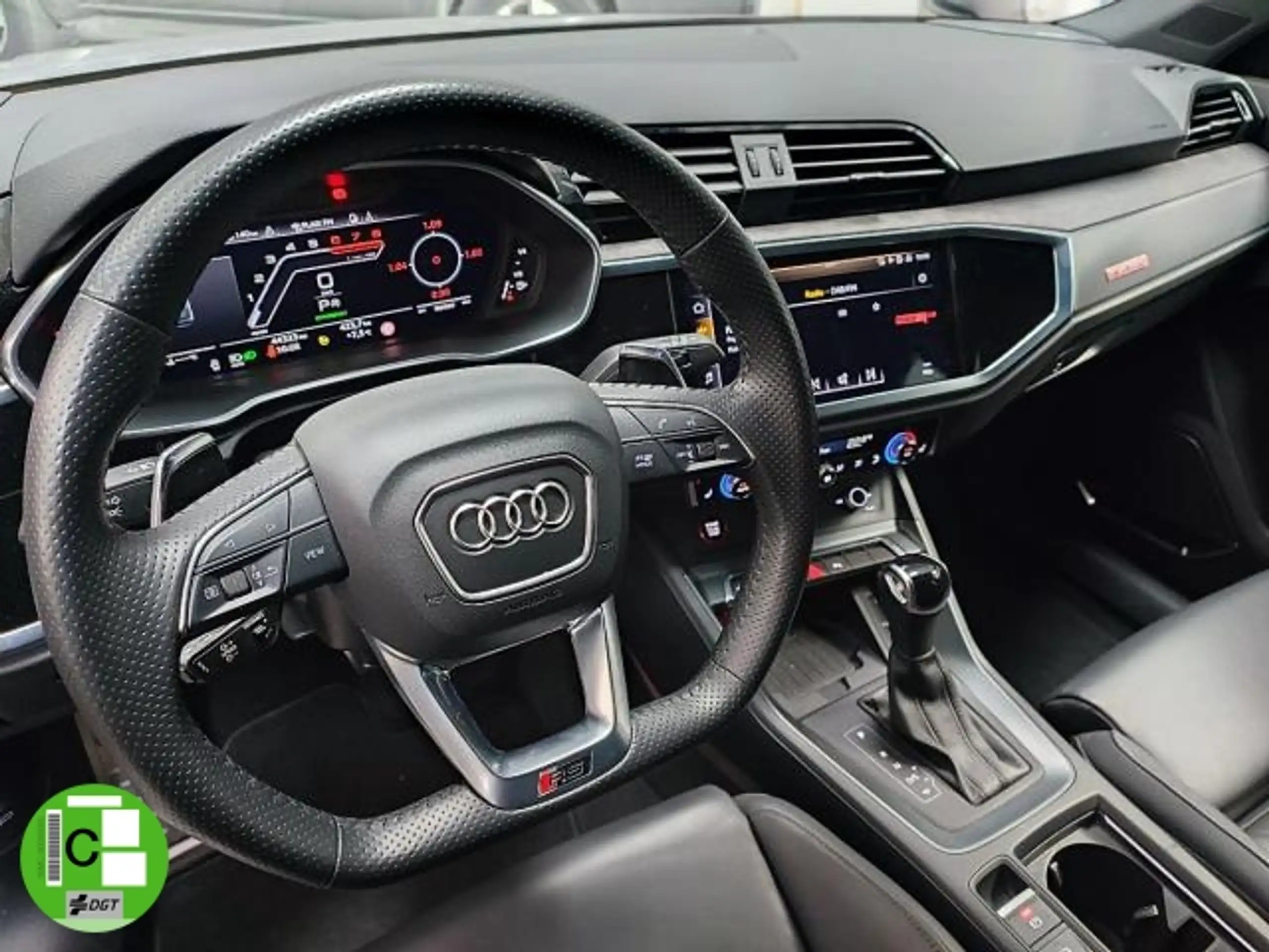 Audi - RS Q3