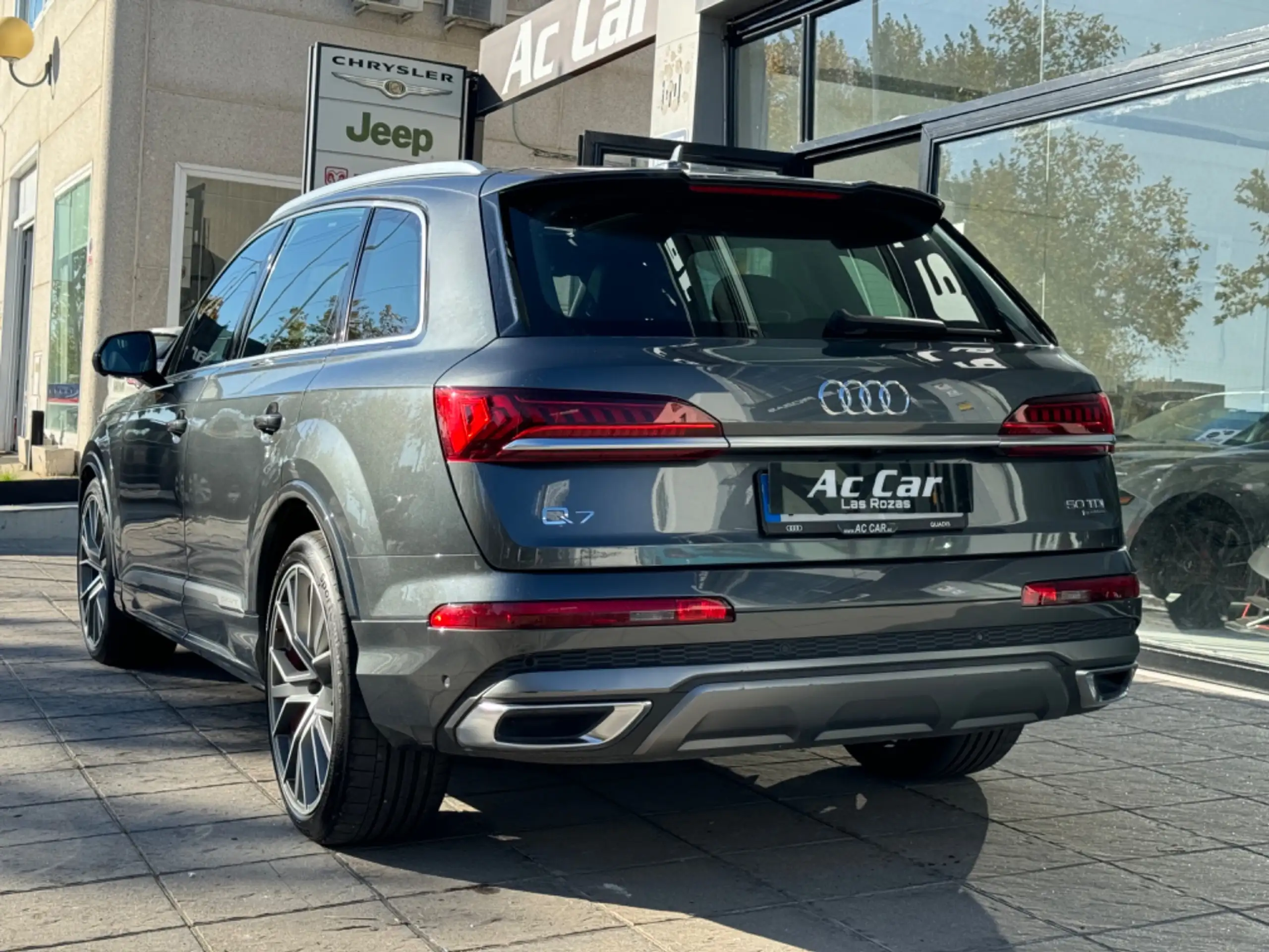 Audi - Q7