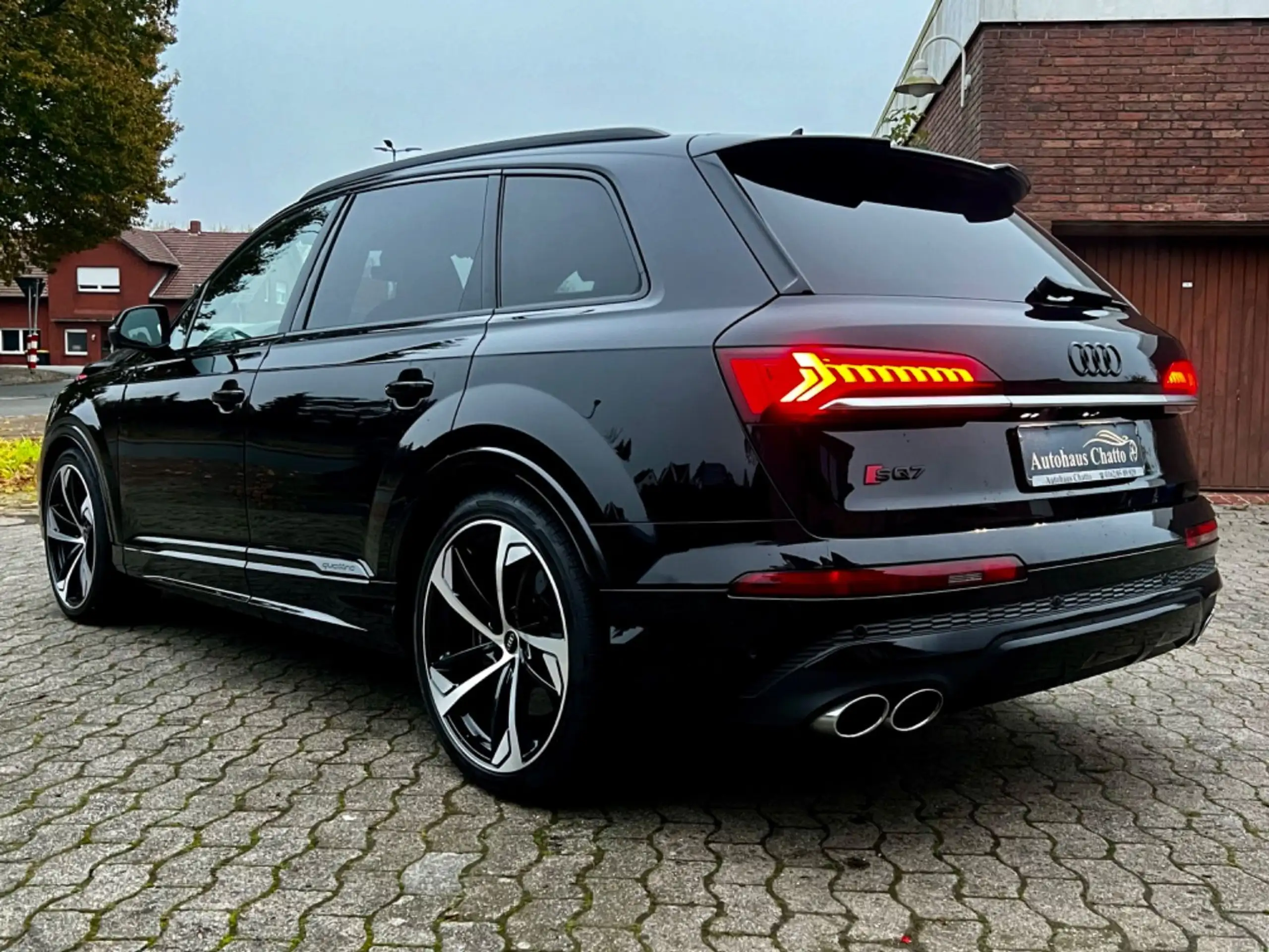 Audi - SQ7