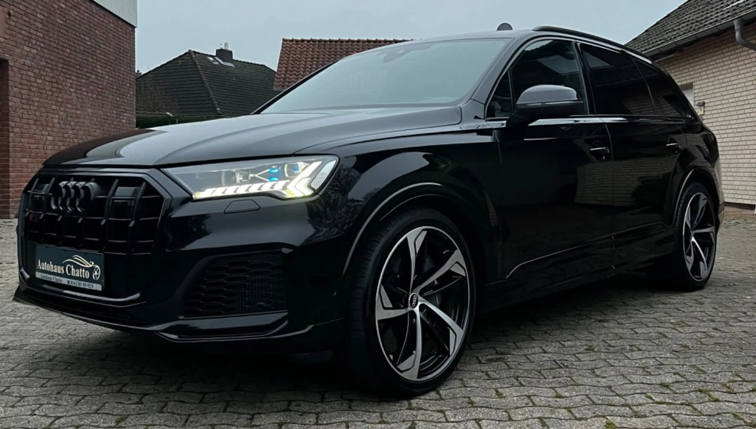 Audi - SQ7