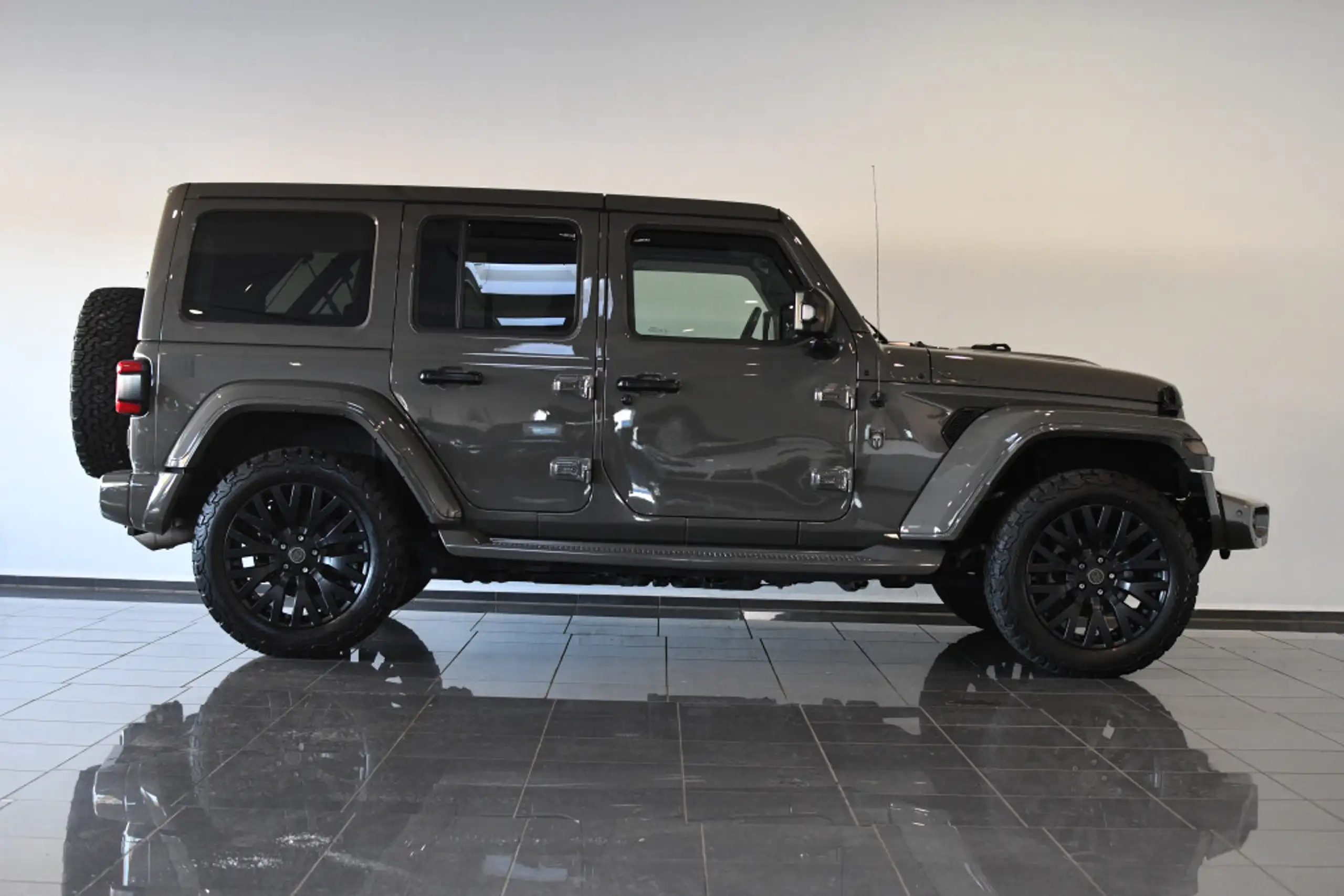 Jeep - Wrangler