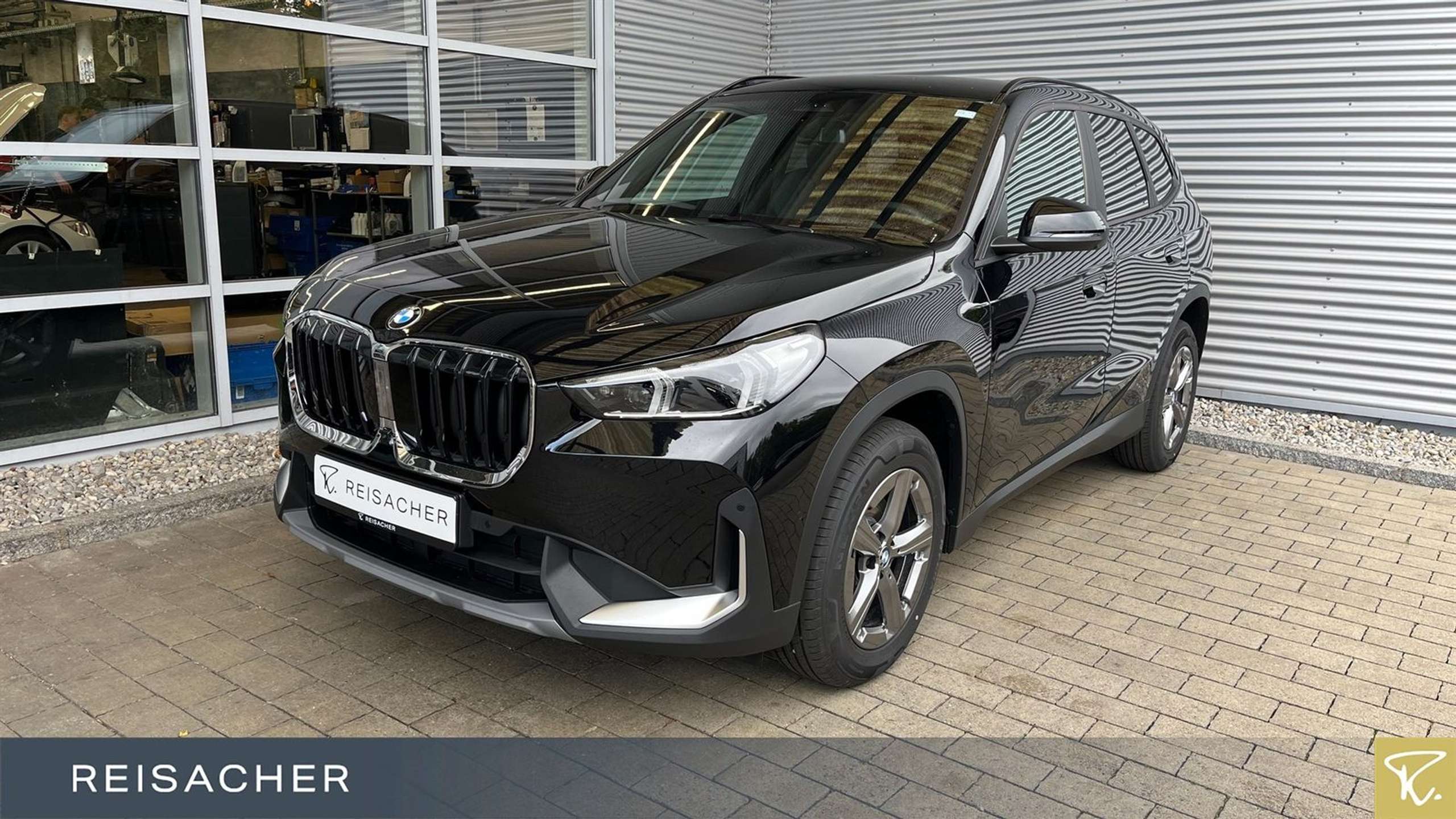 BMW - X1