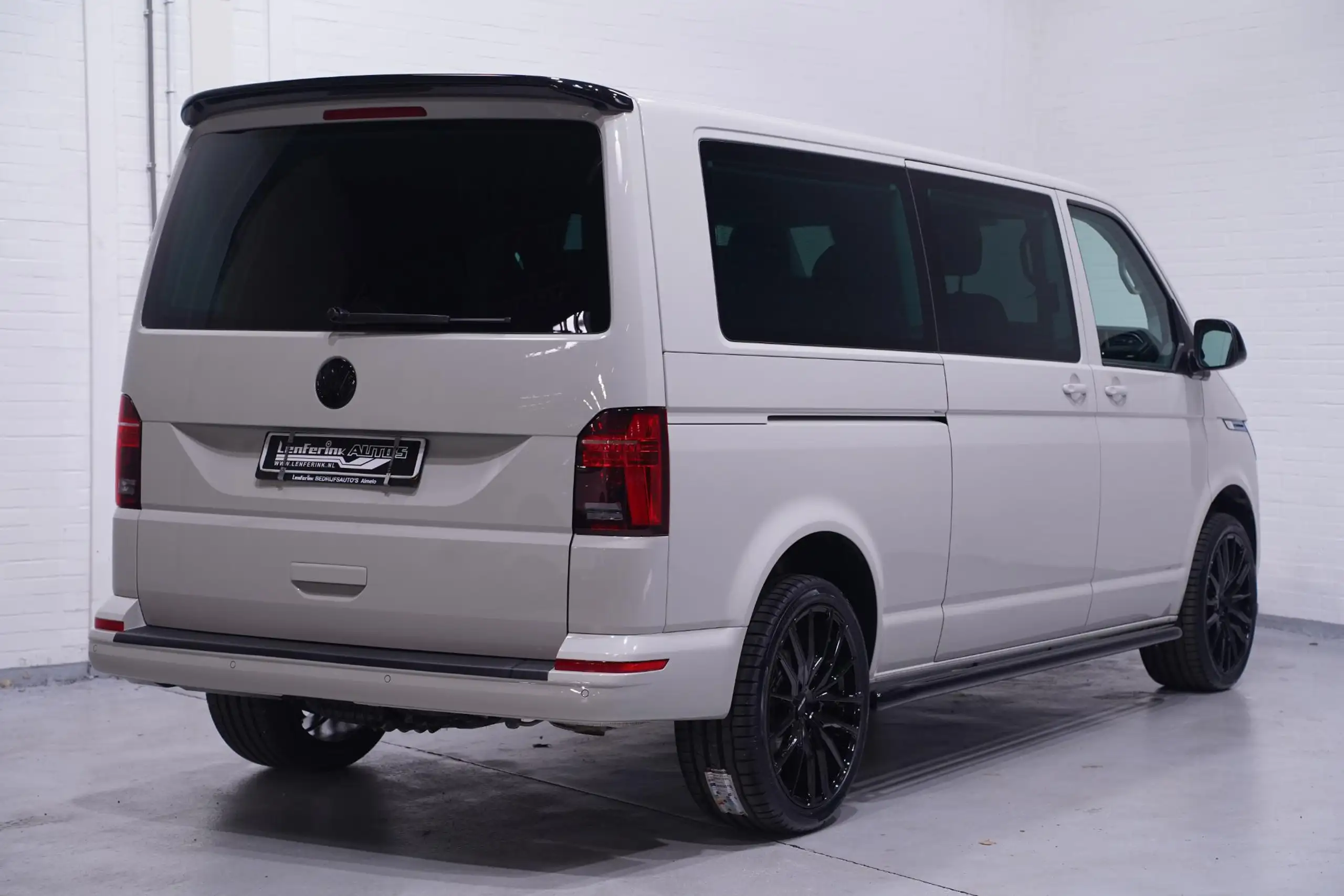 Volkswagen - T6.1 Transporter