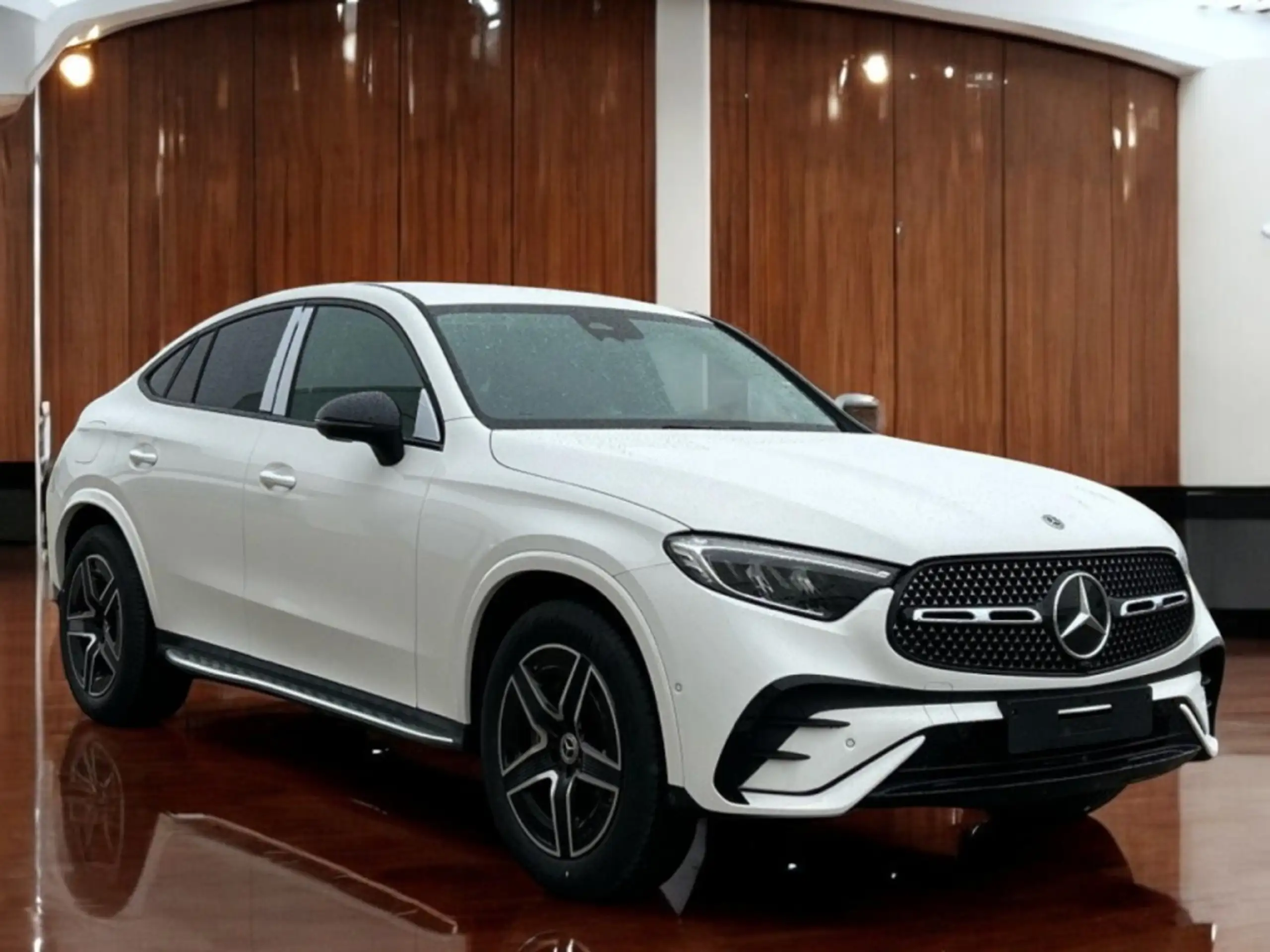 Mercedes-Benz - GLC 200