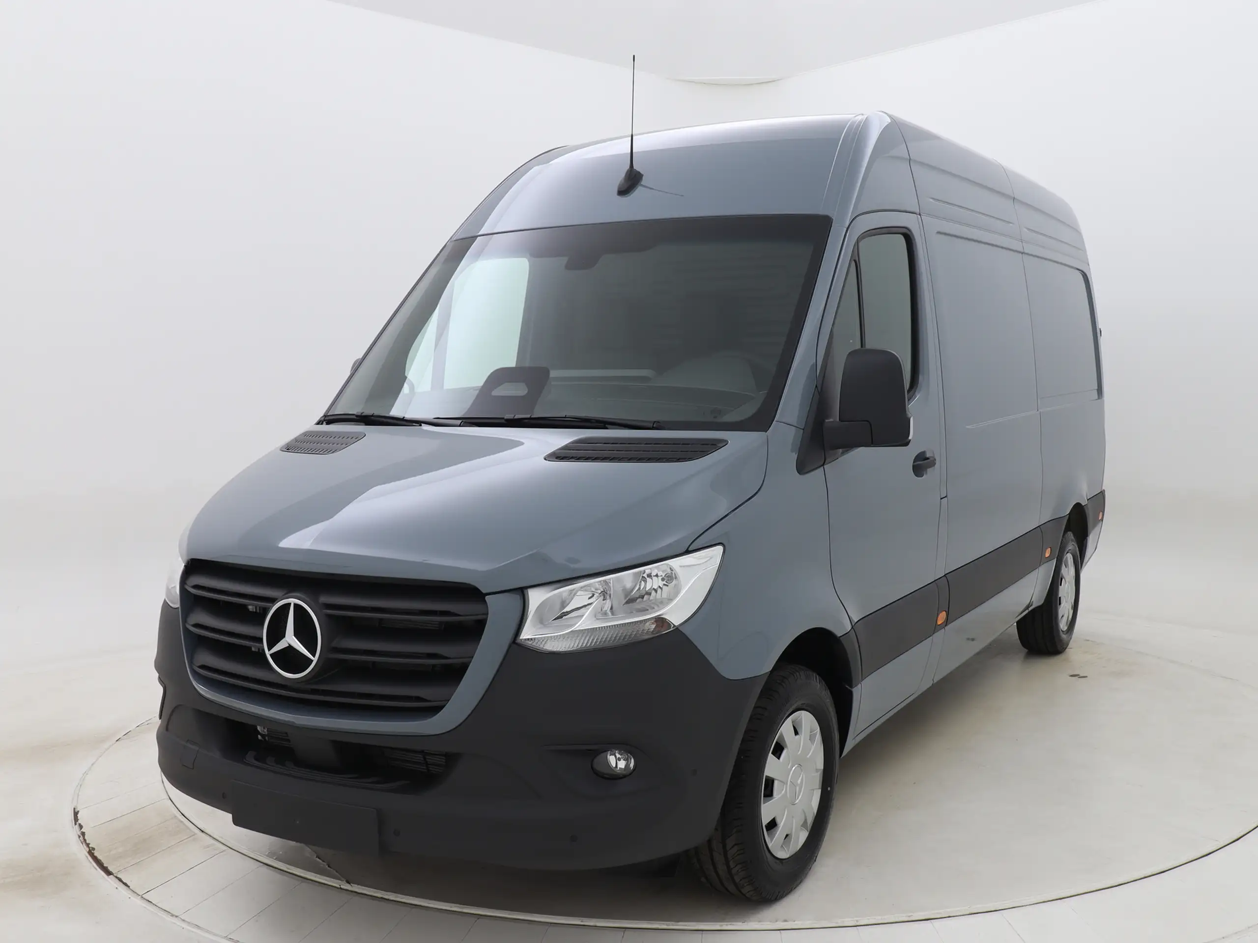 Mercedes-Benz - Sprinter