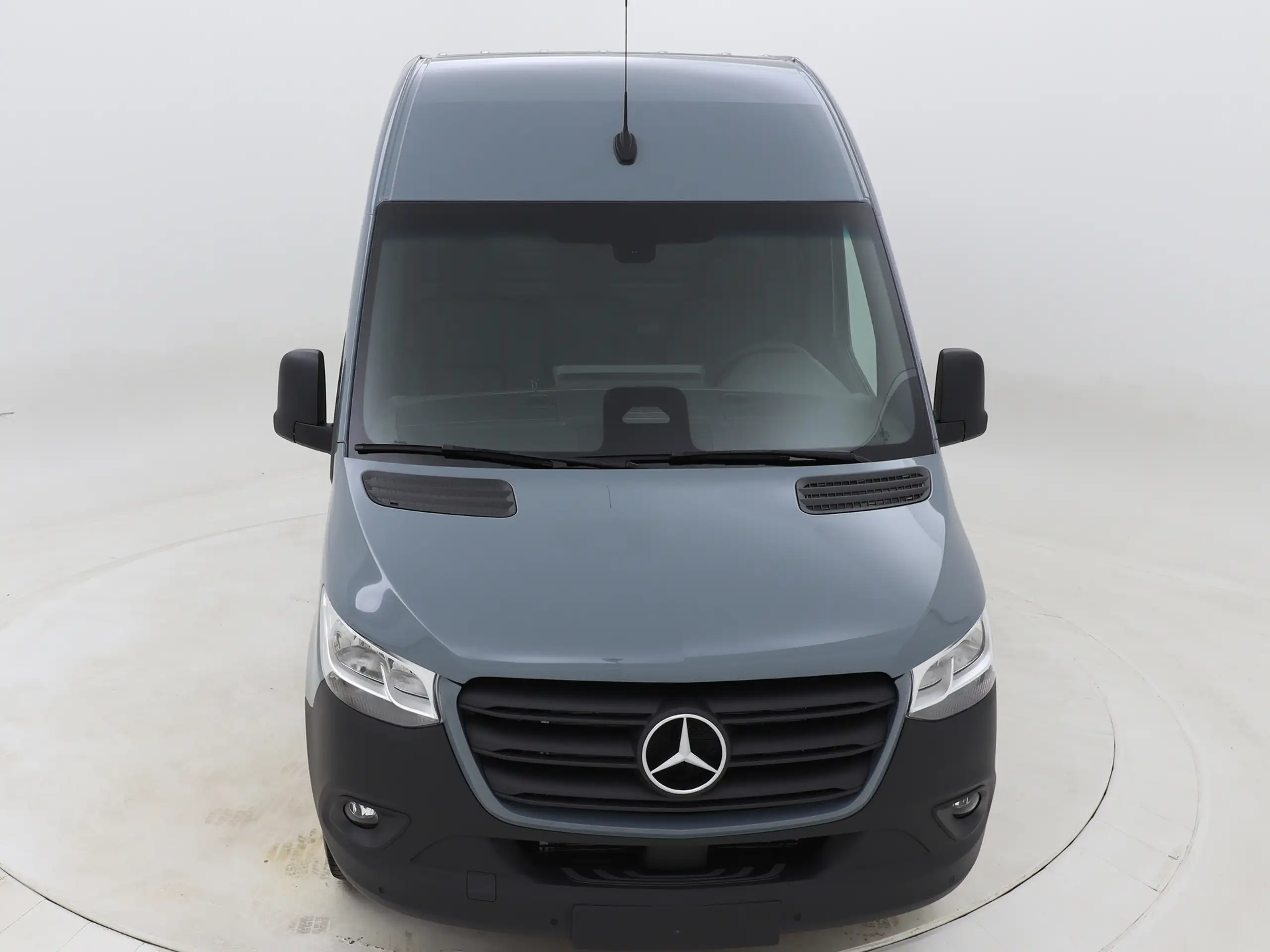 Mercedes-Benz - Sprinter