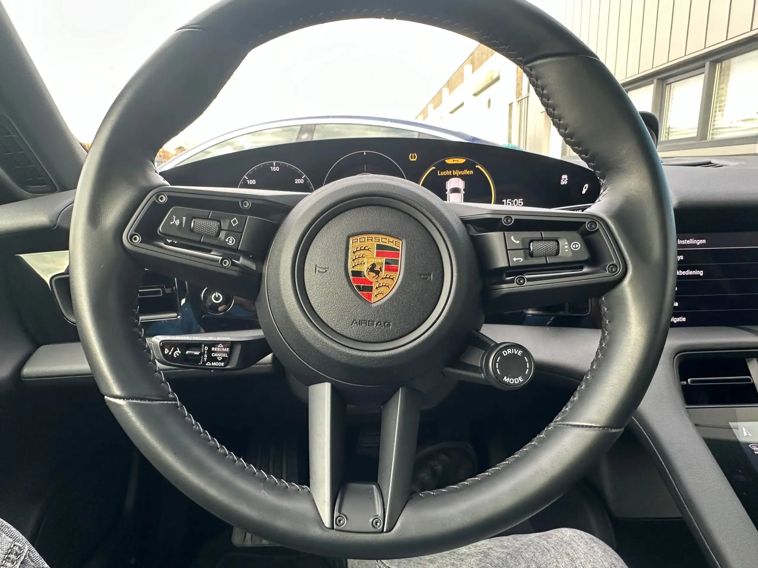 Porsche - Taycan