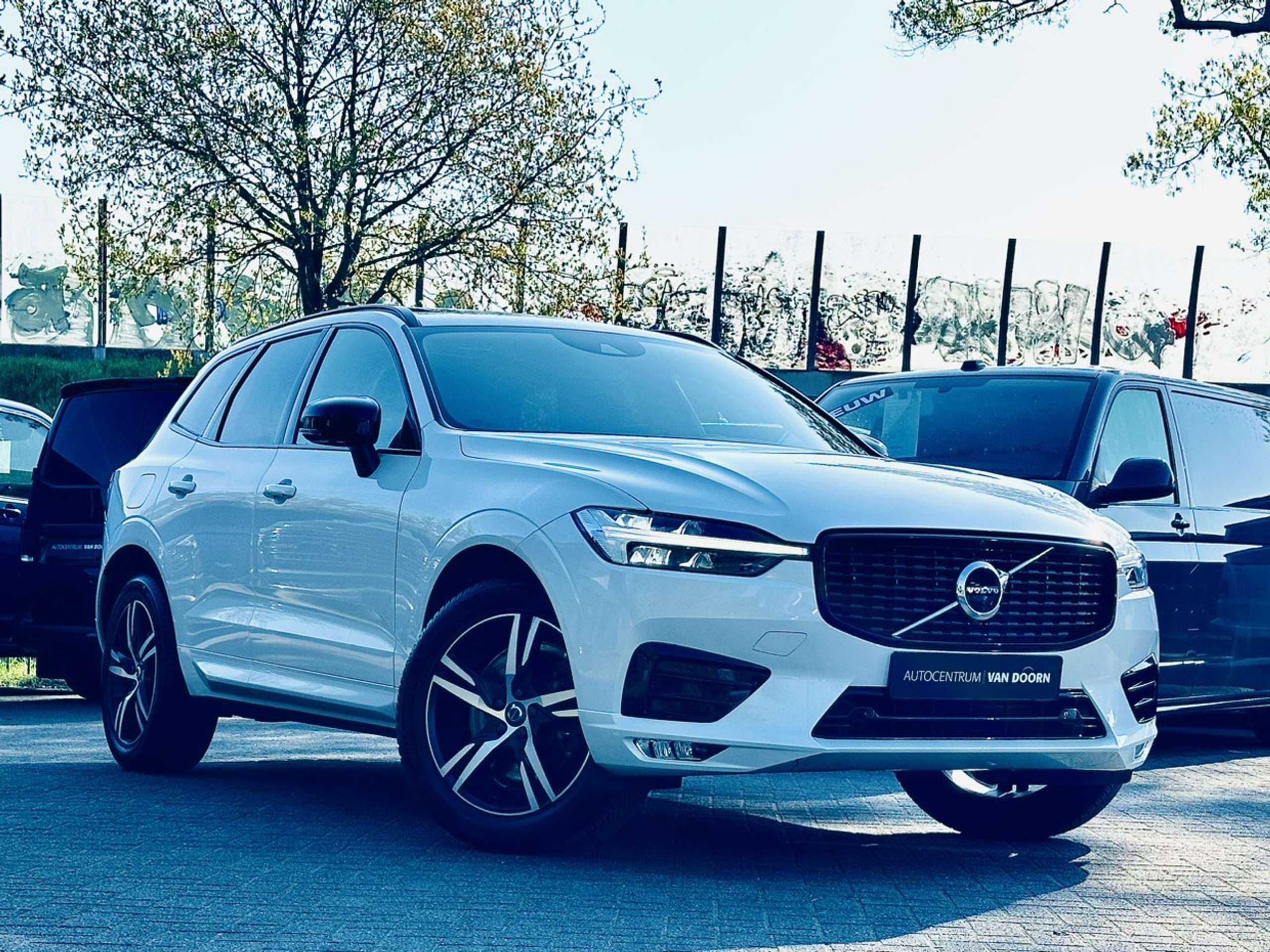 Volvo - XC60