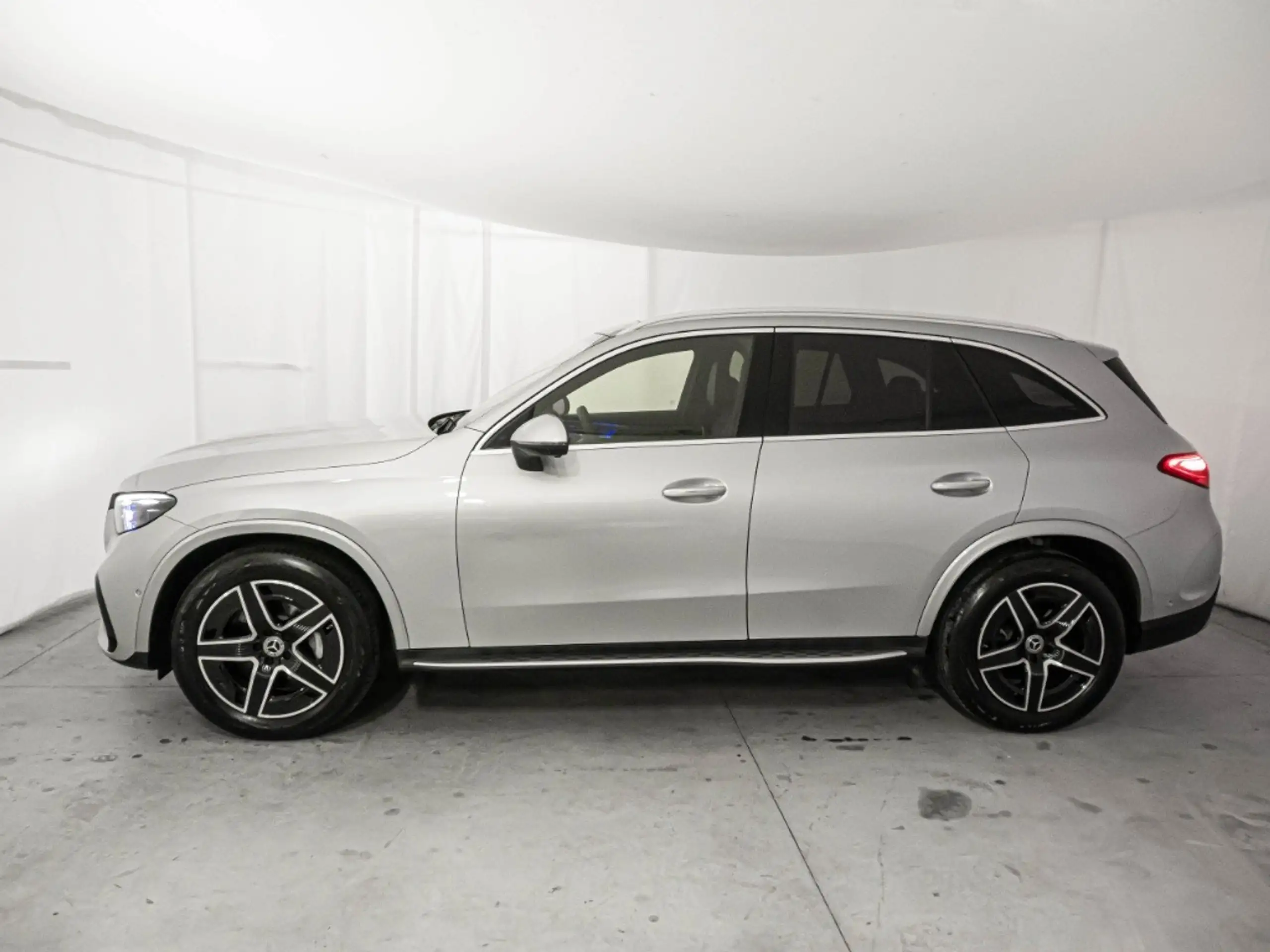 Mercedes-Benz - GLC 220