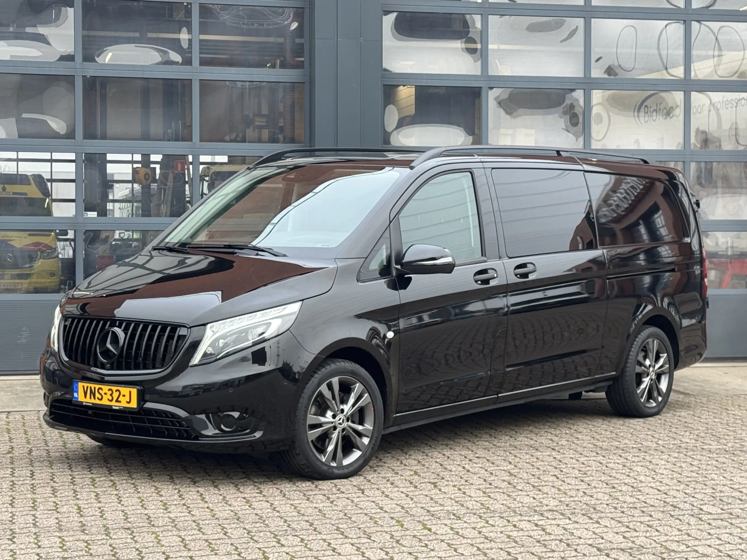 Mercedes-Benz - Vito