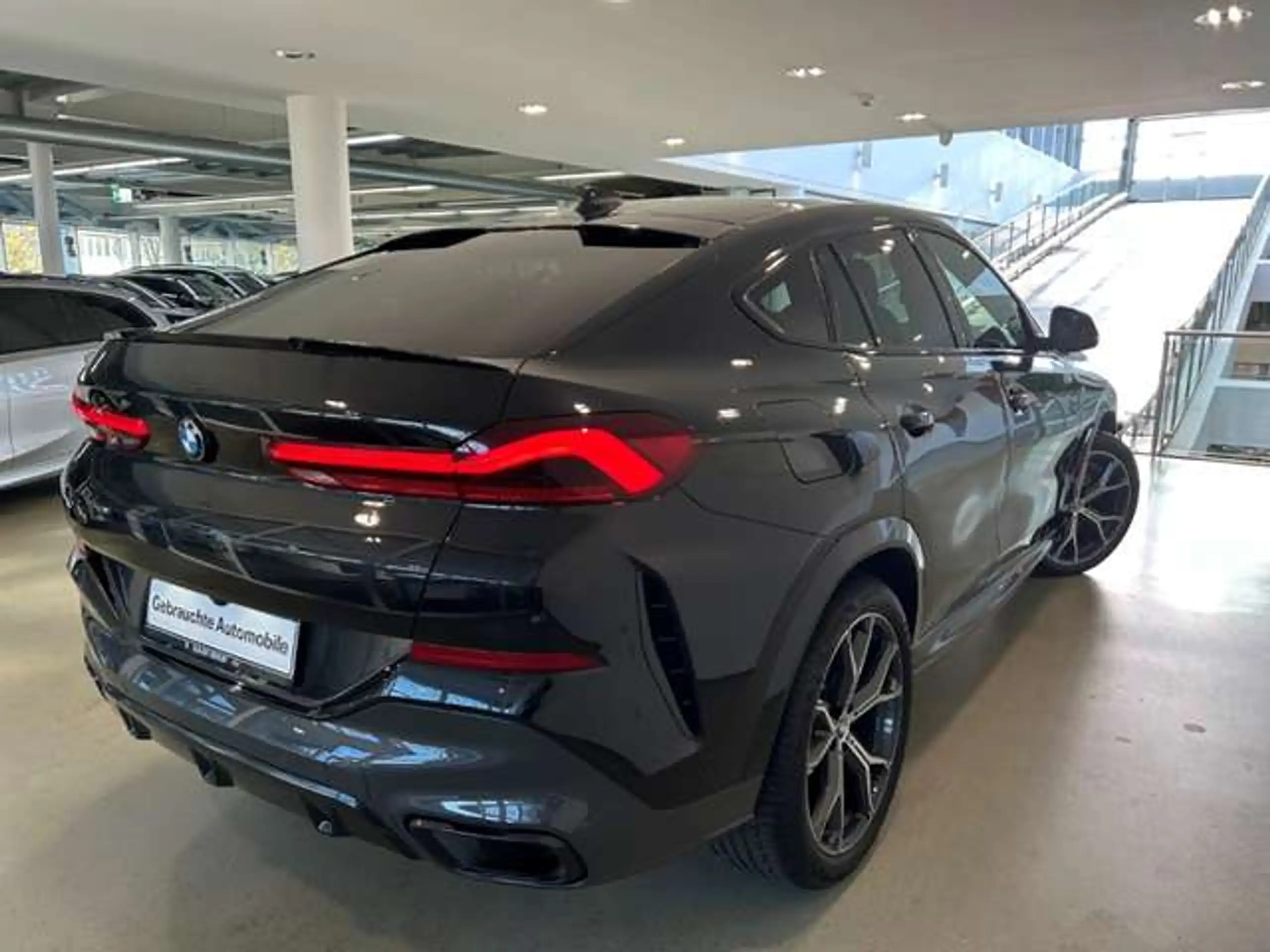 BMW - X6