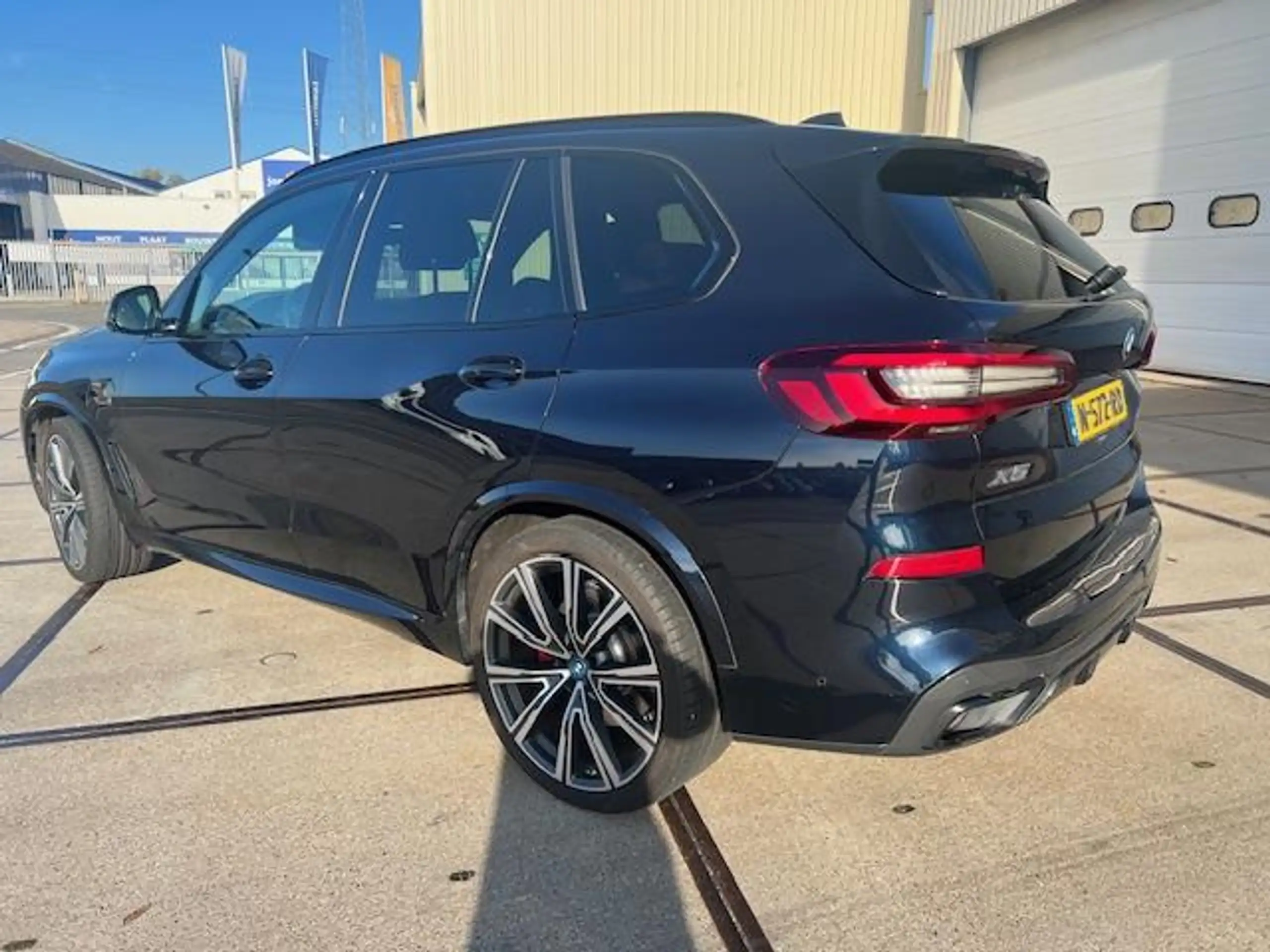 BMW - X5