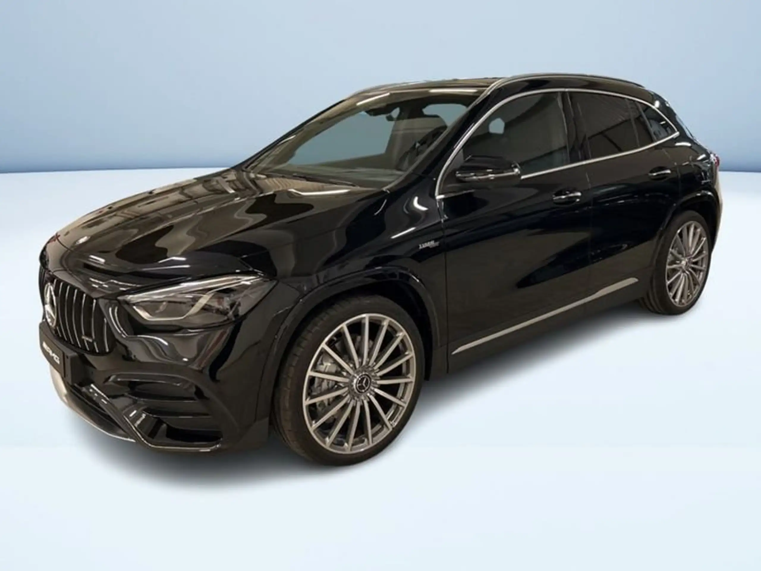 Mercedes-Benz - GLA 35 AMG