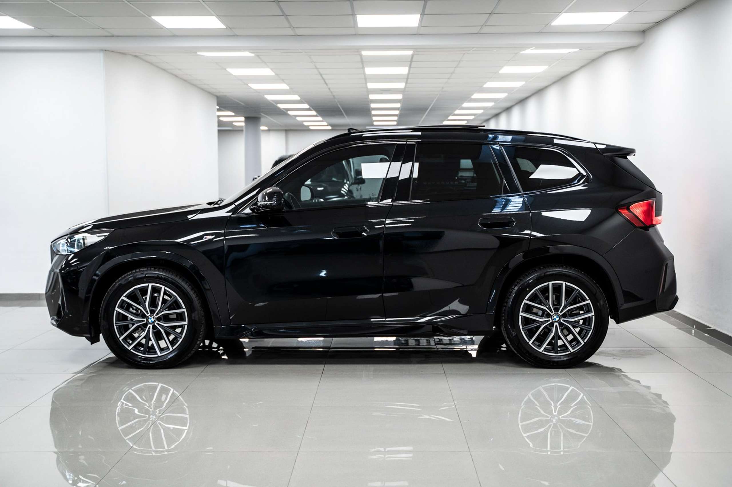 BMW - X1