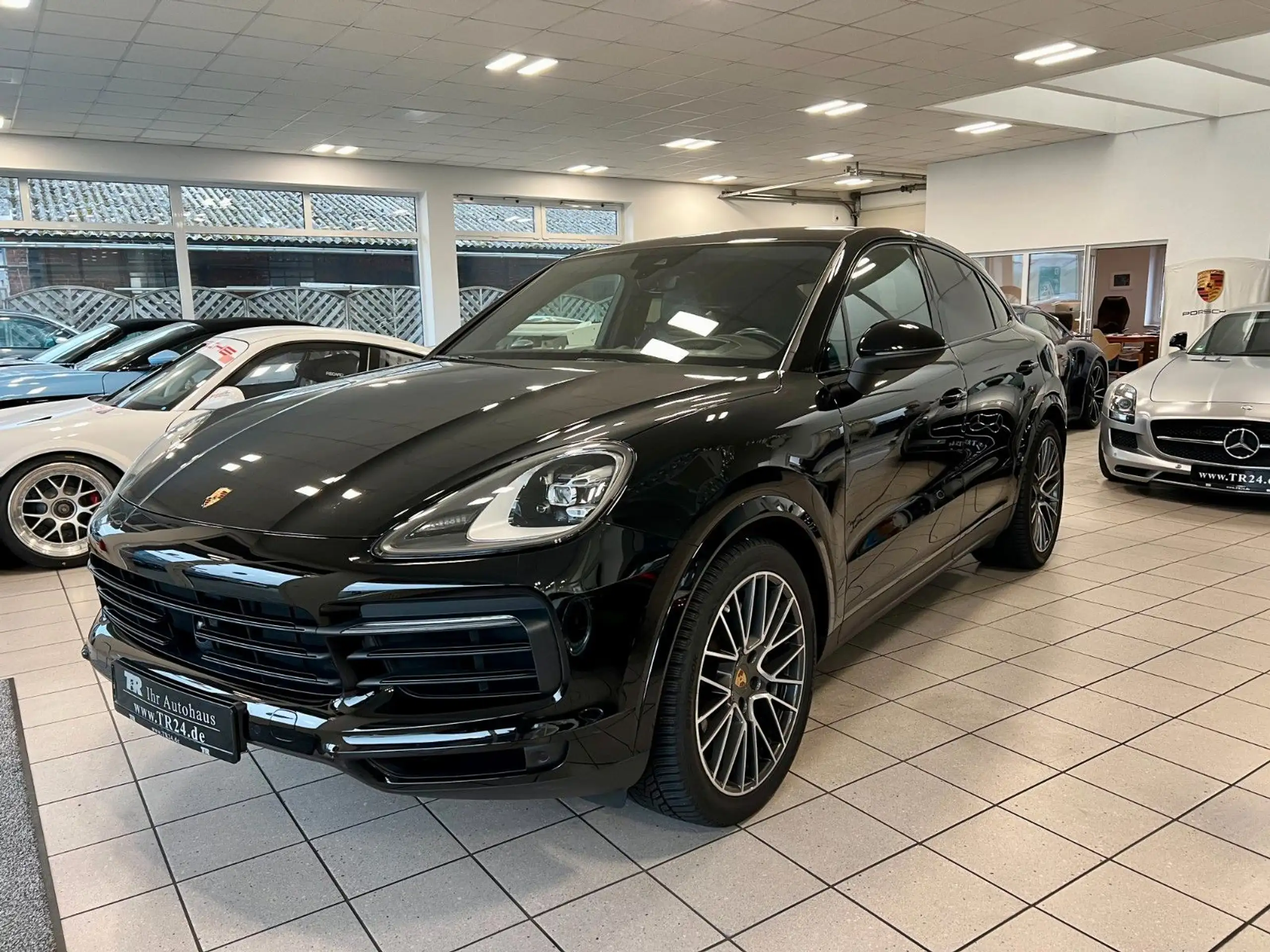 Porsche - Cayenne