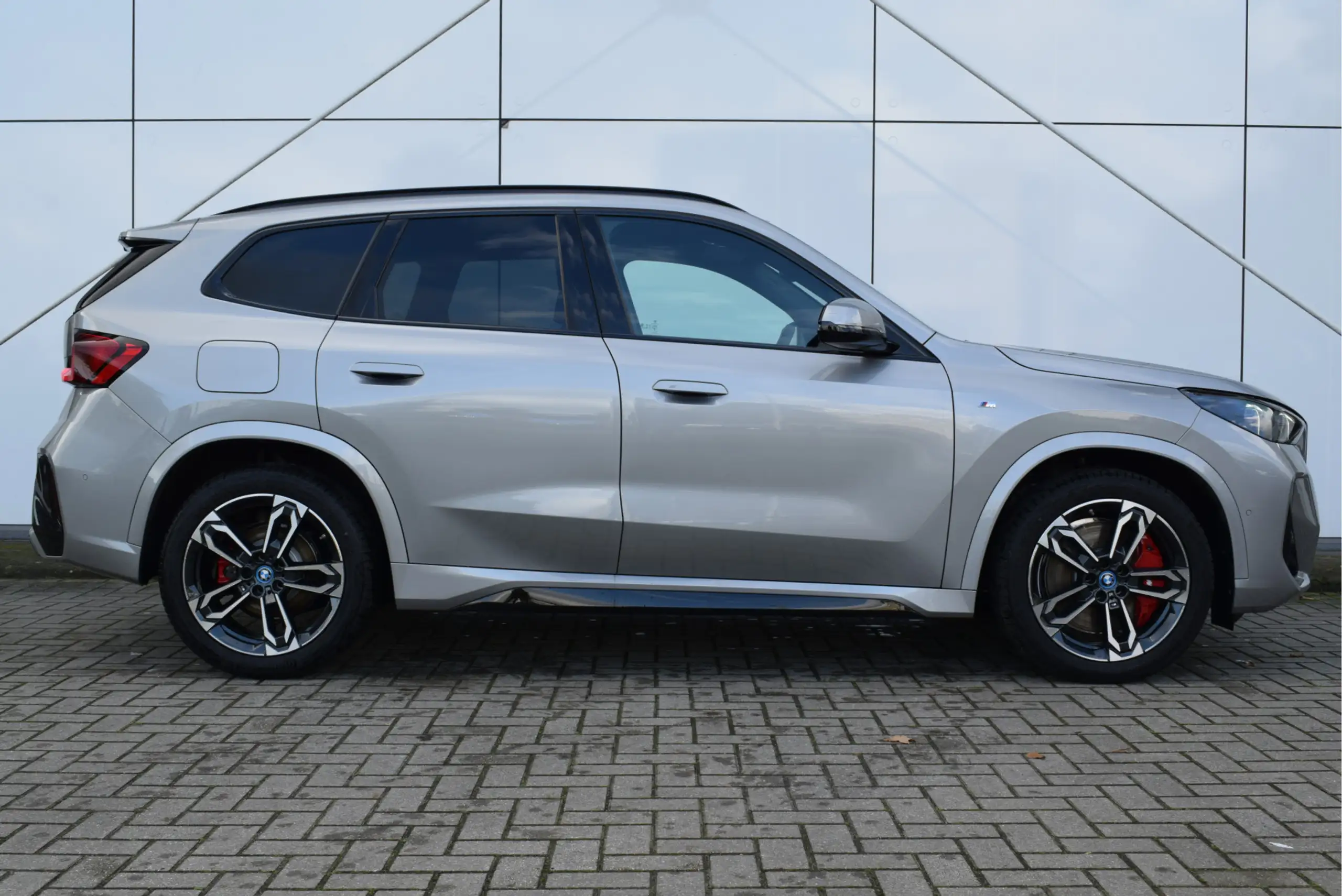 BMW - X1