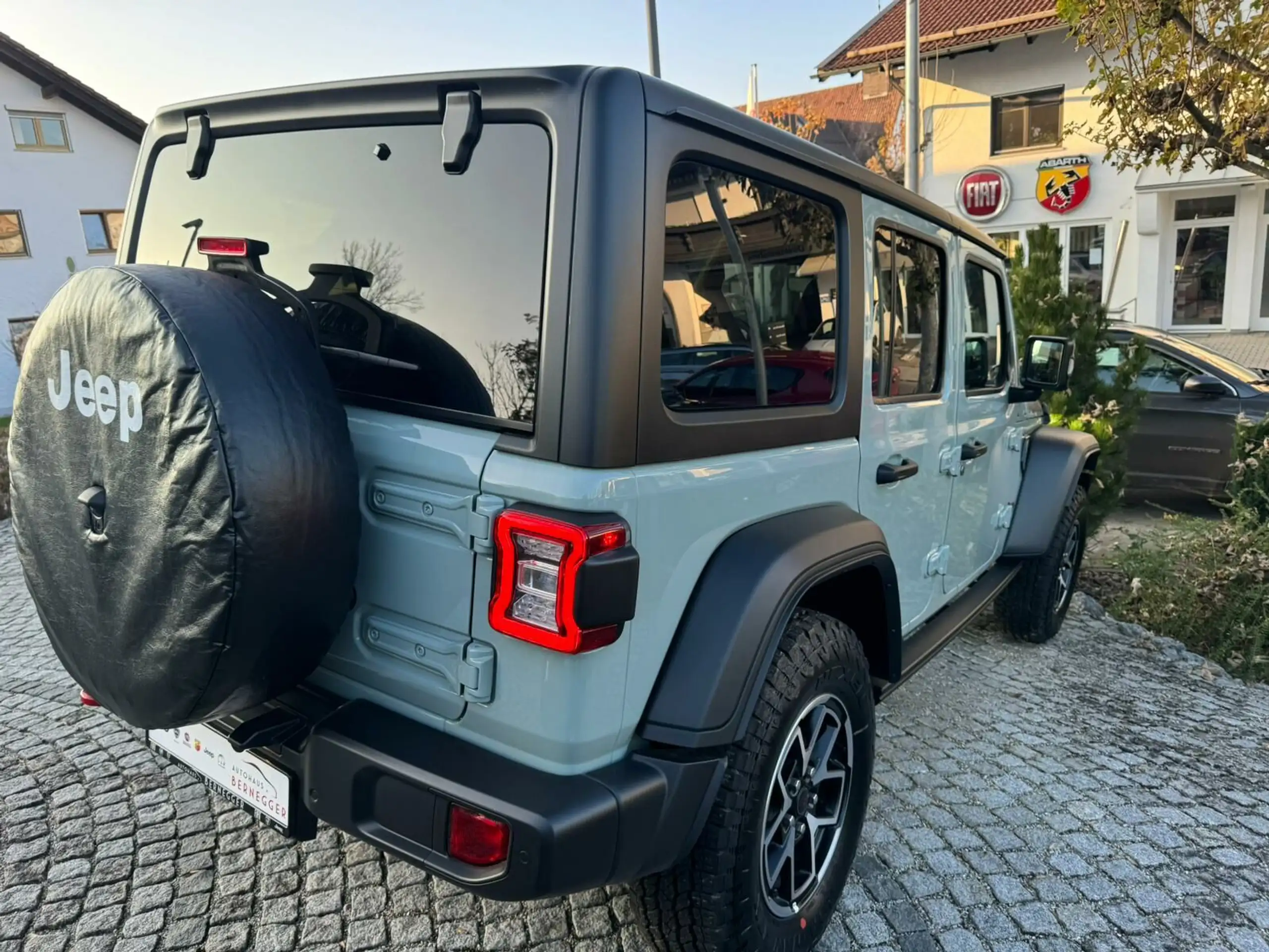 Jeep - Wrangler