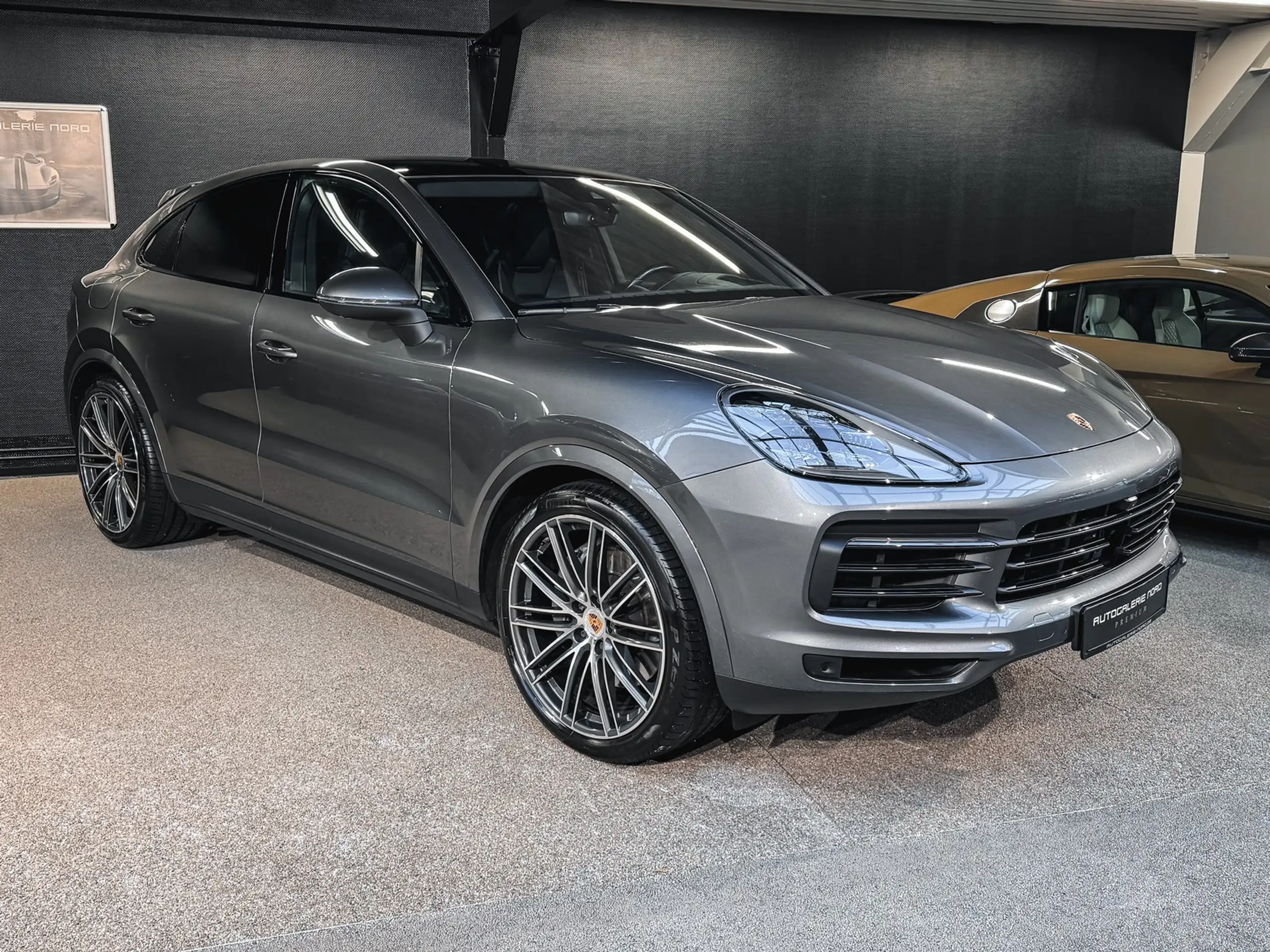 Porsche - Cayenne