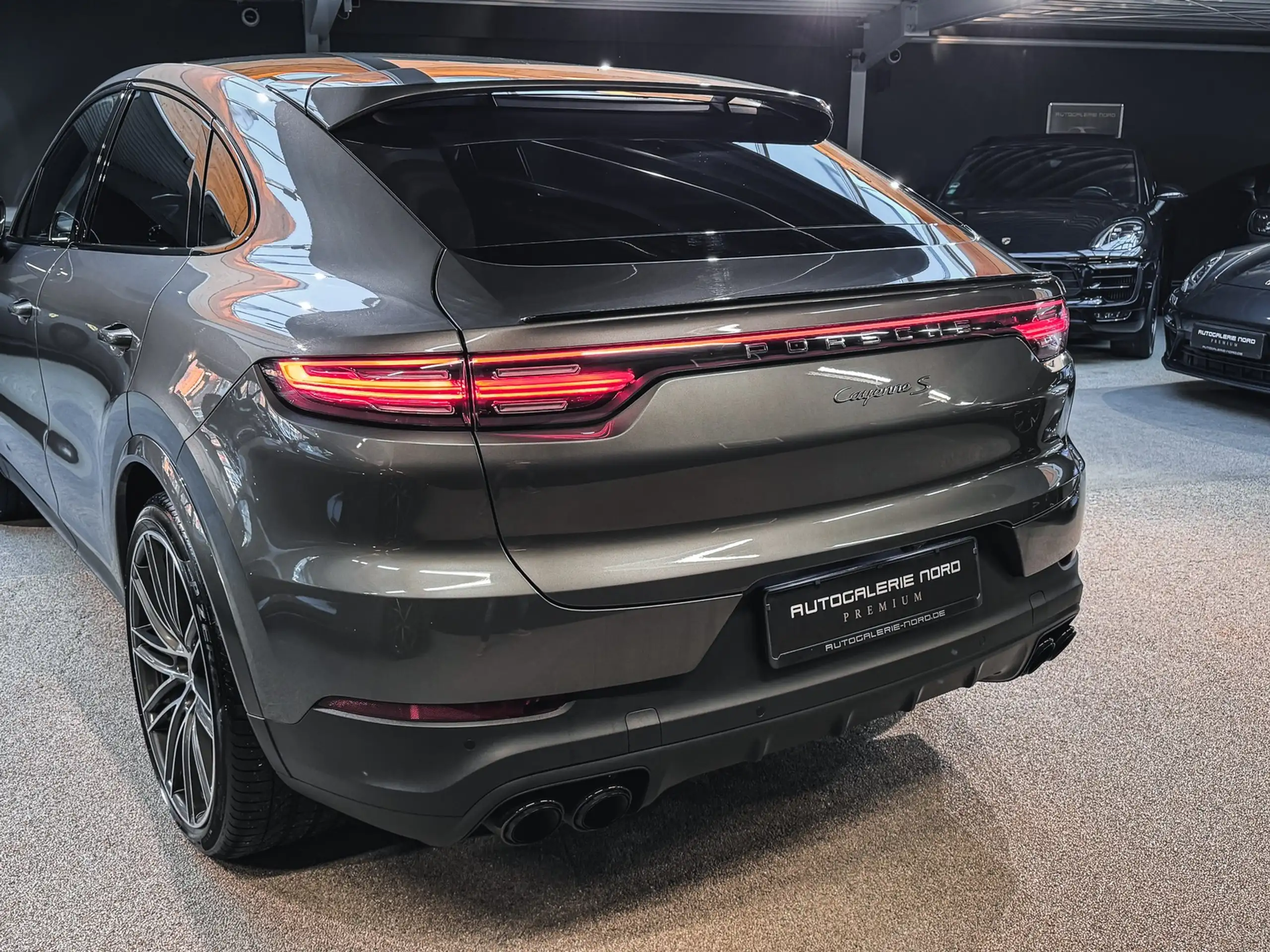 Porsche - Cayenne