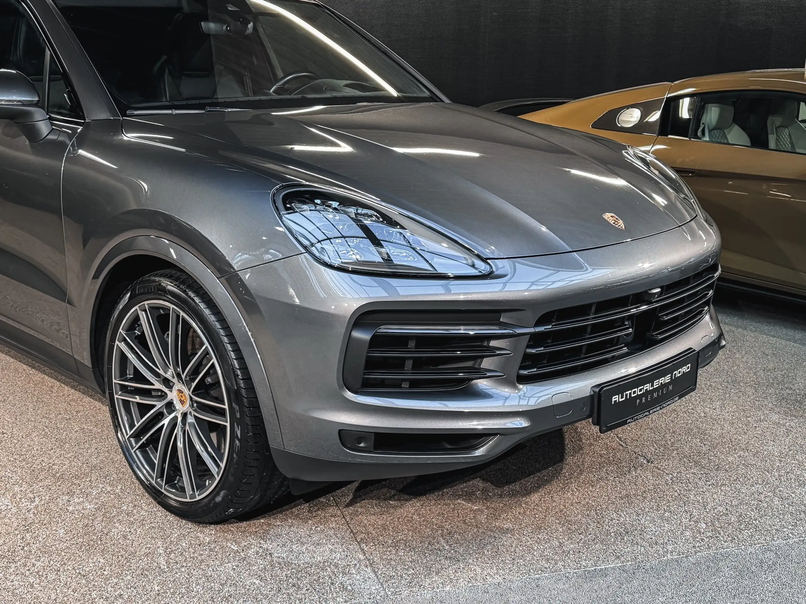 Porsche - Cayenne