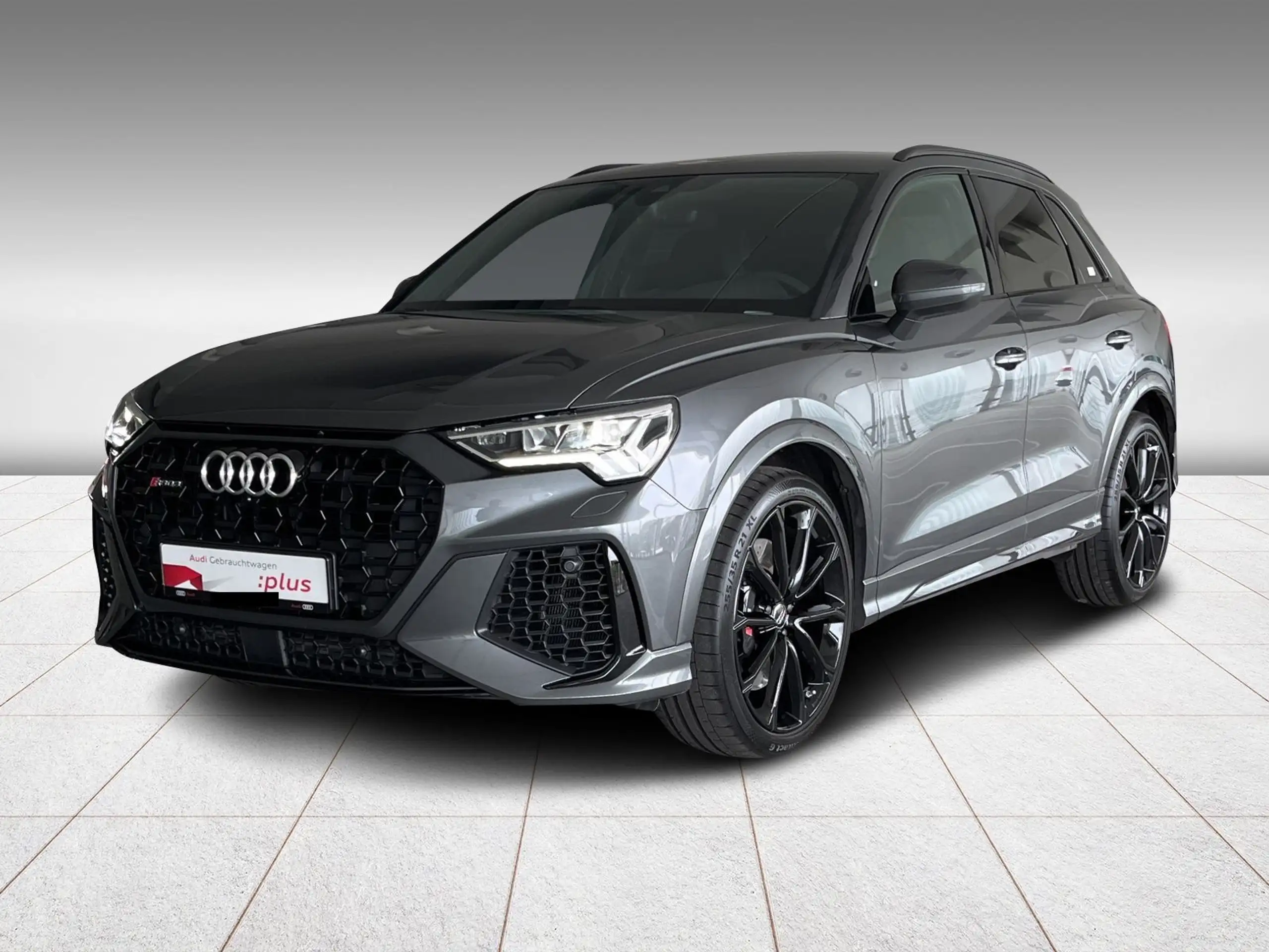 Audi - RS Q3