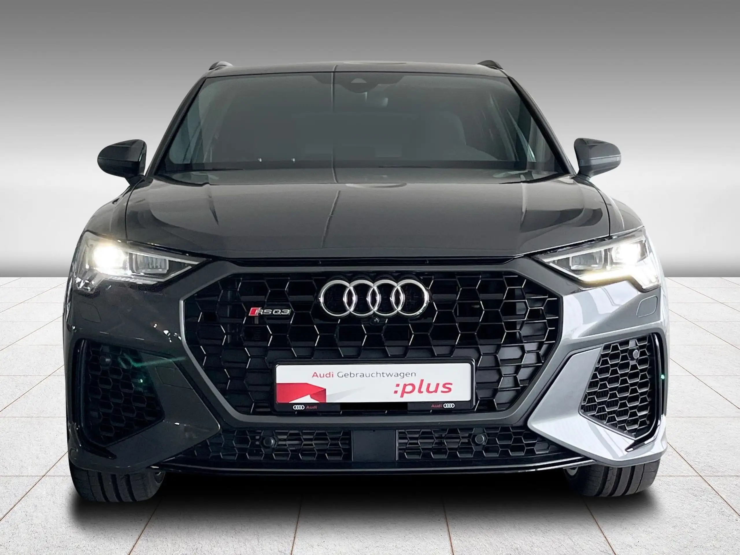 Audi - RS Q3