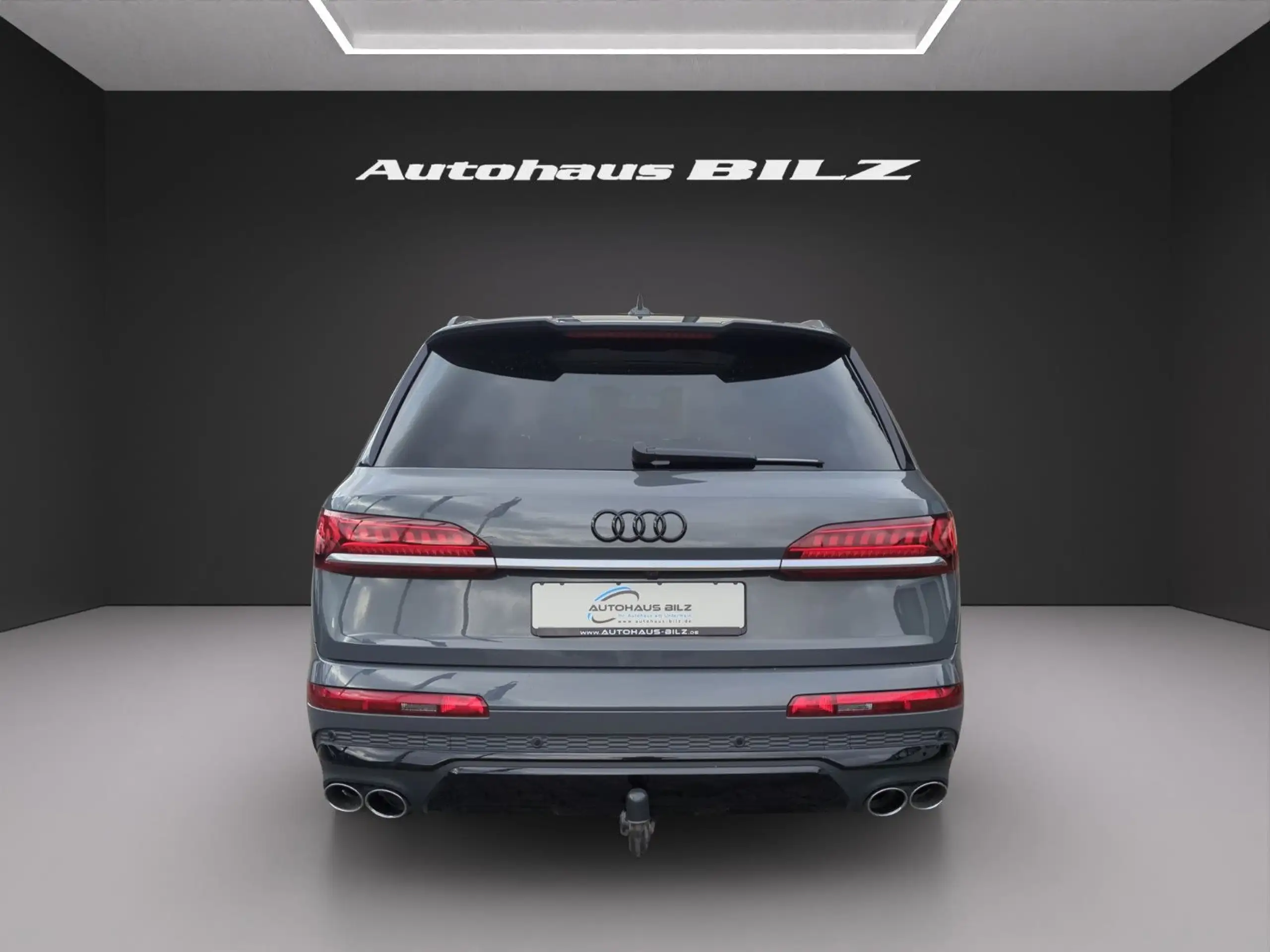 Audi - SQ7