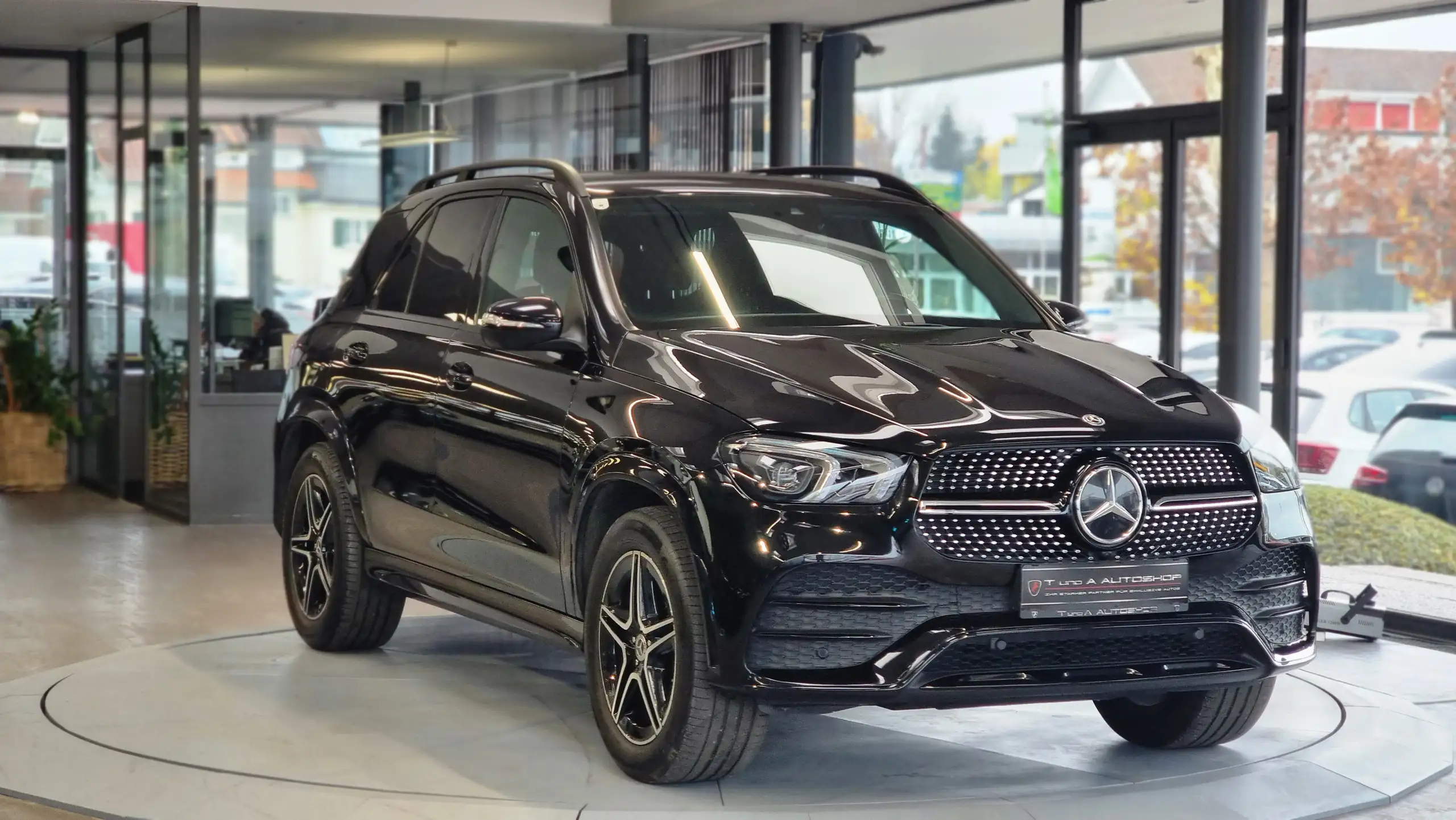 Mercedes-Benz - GLE 350