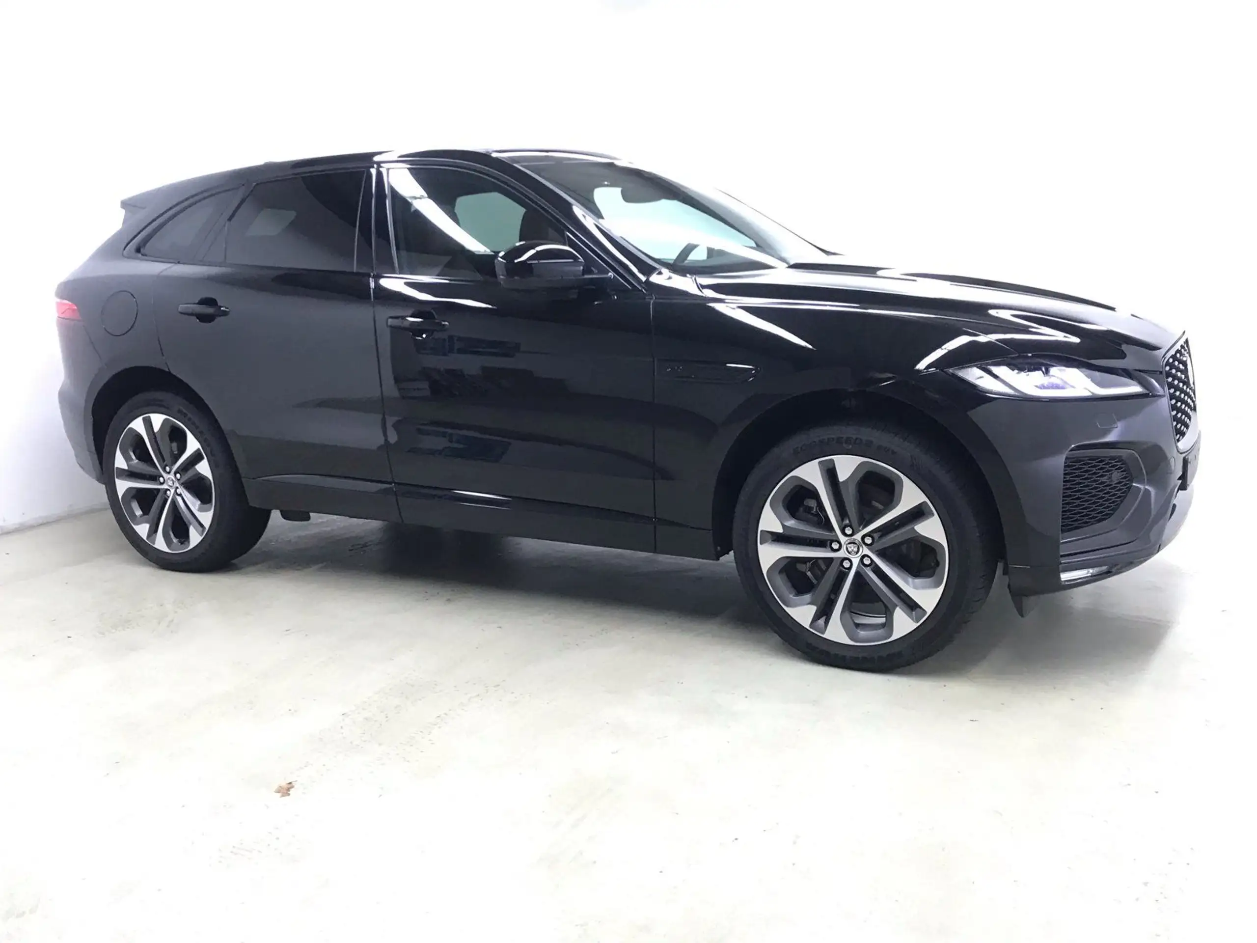 Jaguar - F-Pace