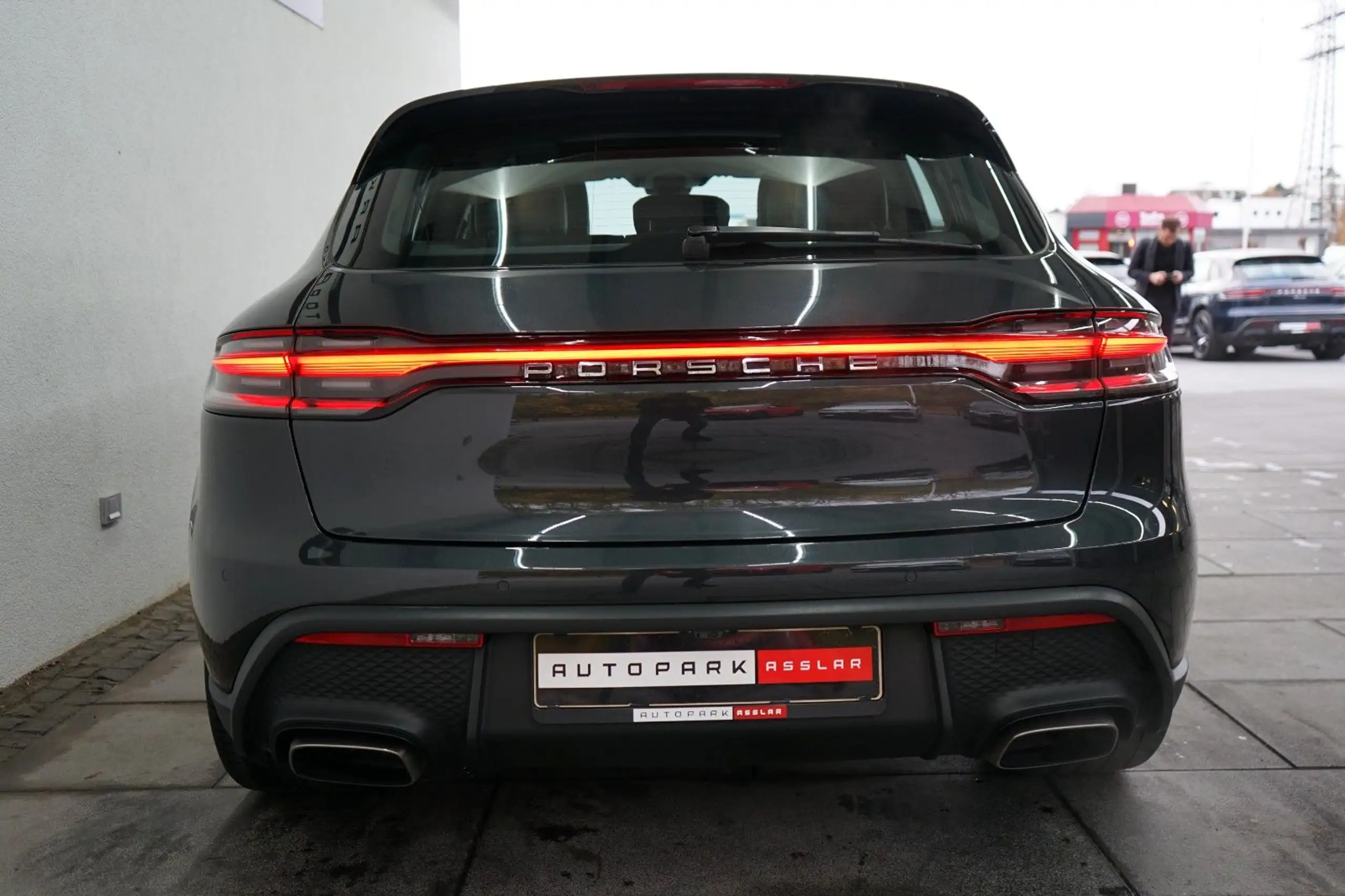 Porsche - Macan