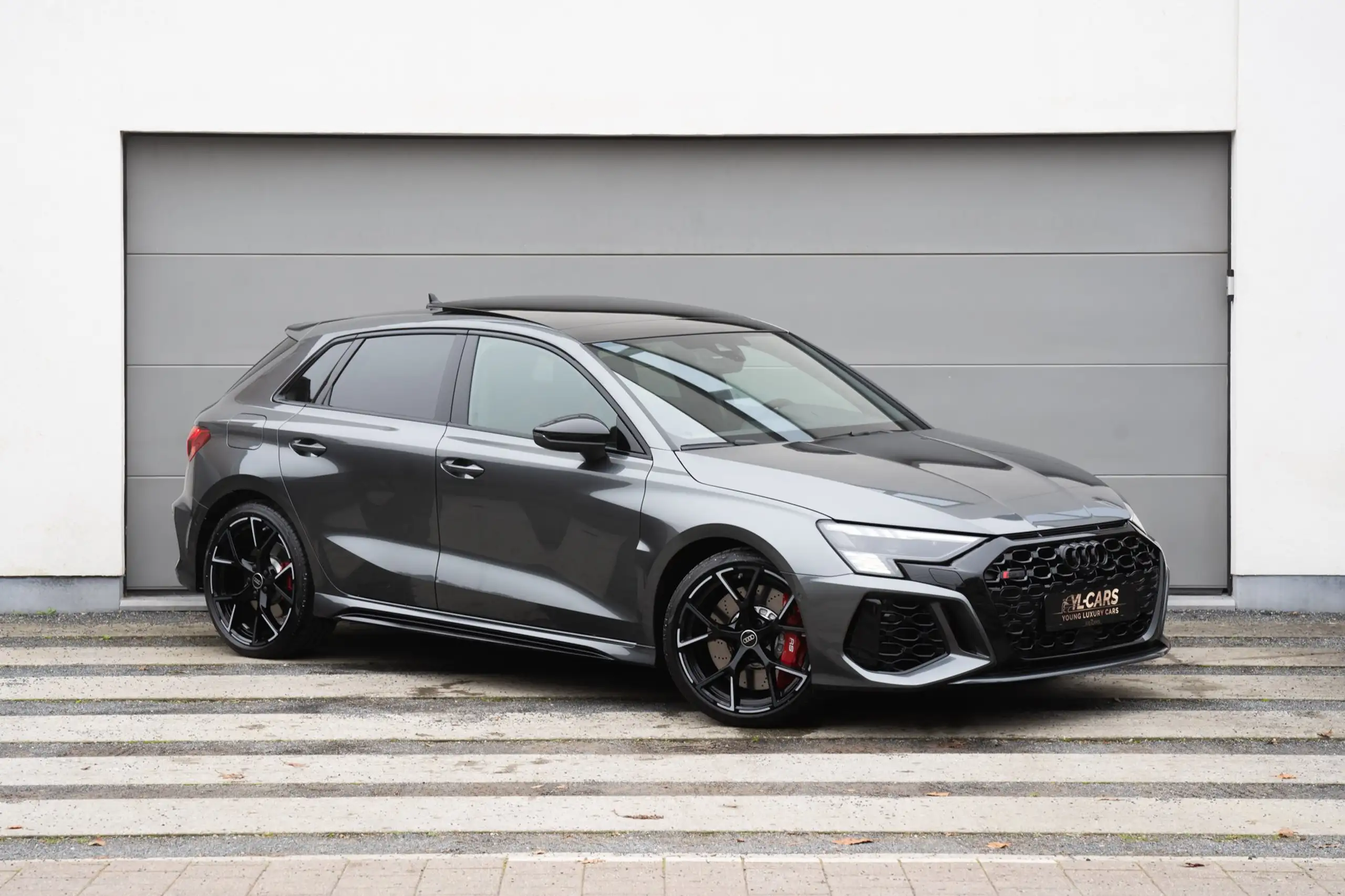 Audi - RS3