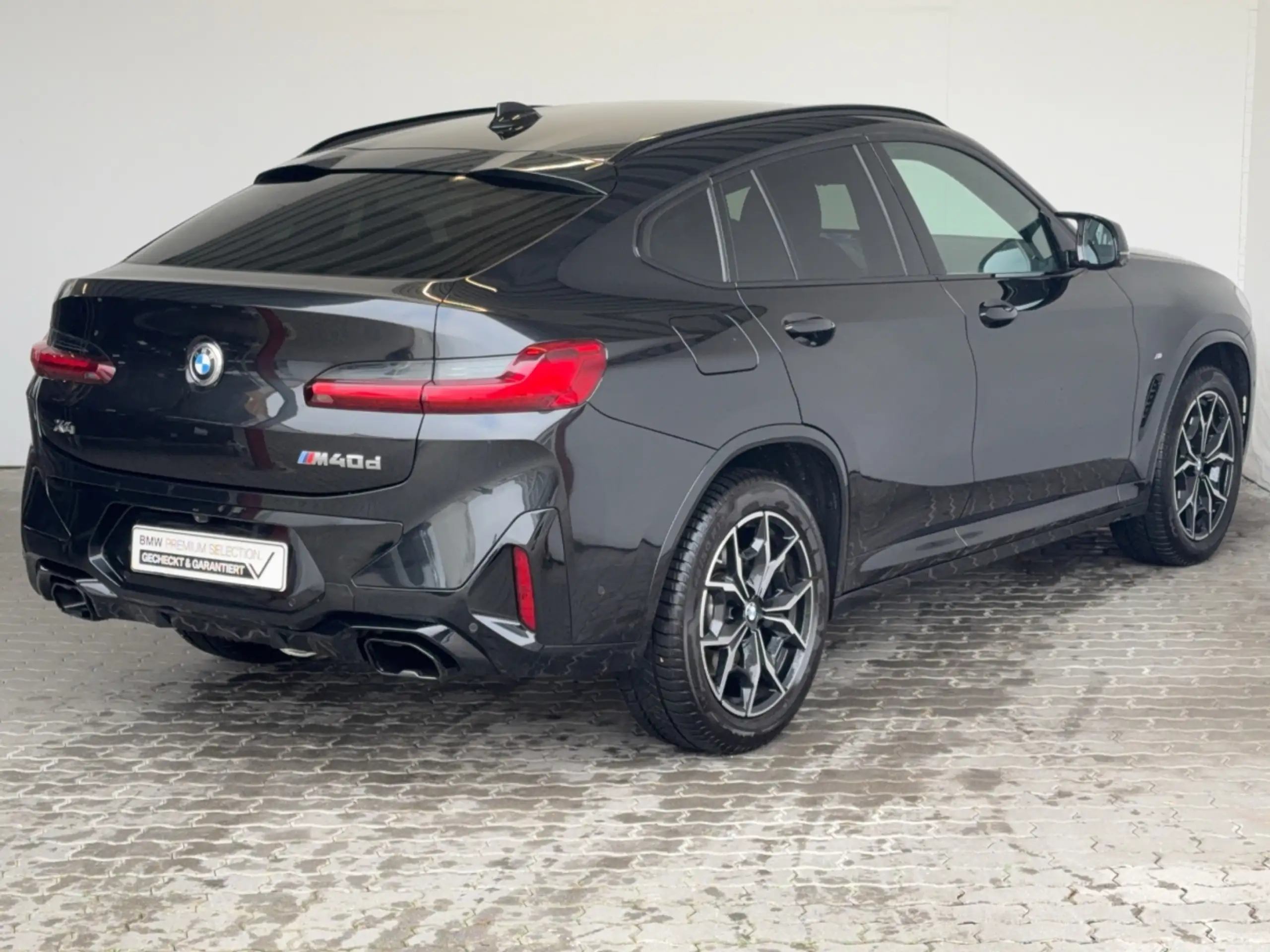 BMW - X4 M