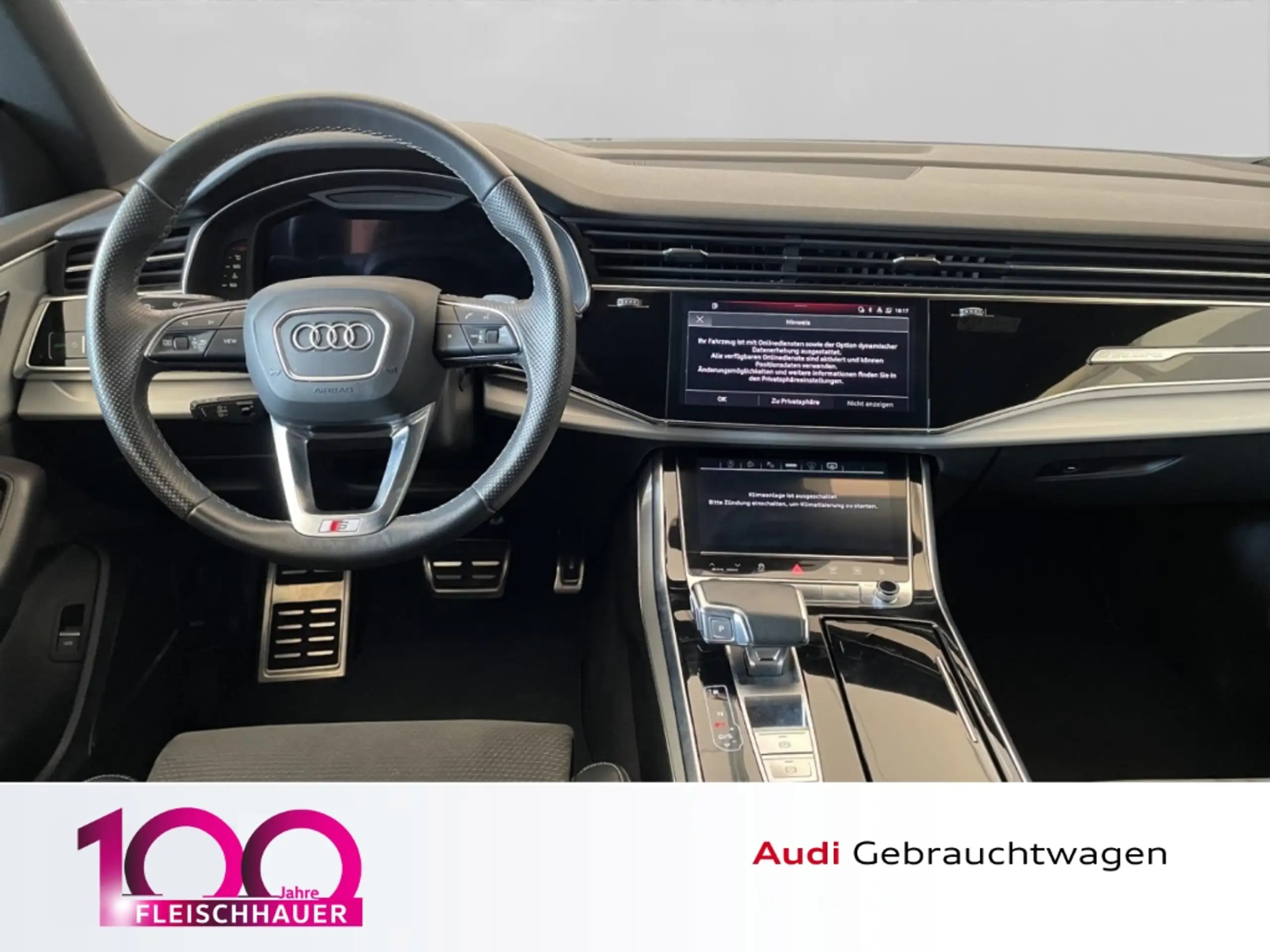 Audi - Q8