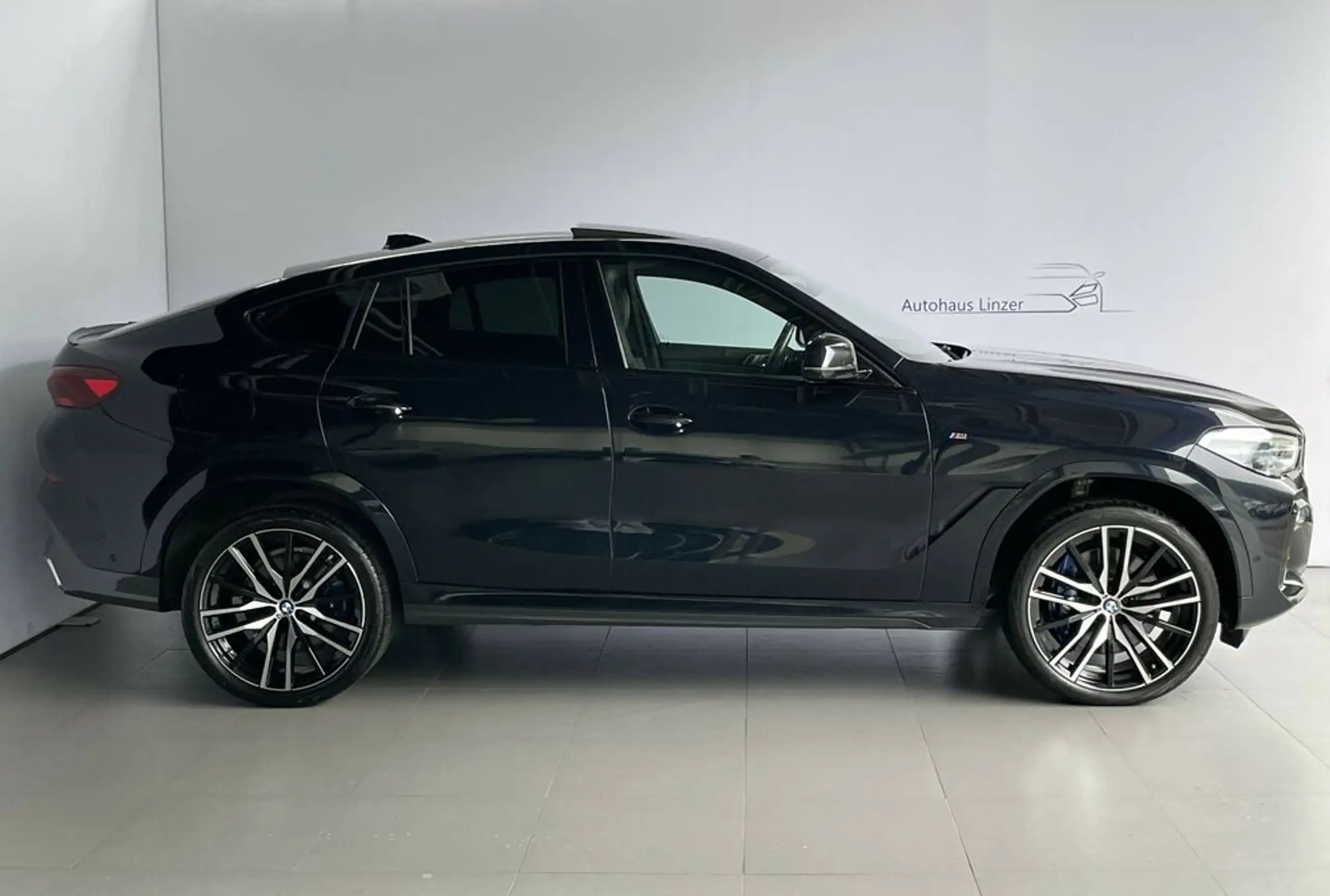 BMW - X6