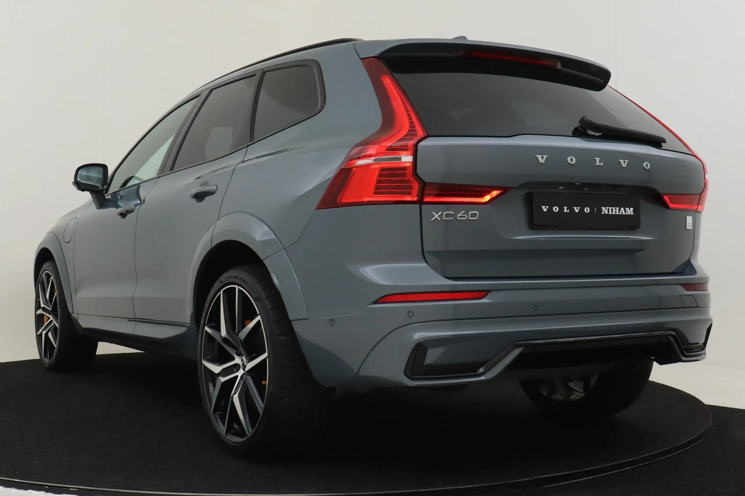 Volvo - XC60